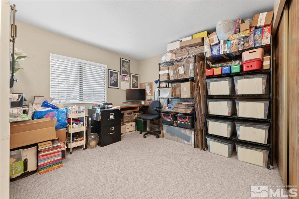 1030 Green Valley Dr Property Photo 15