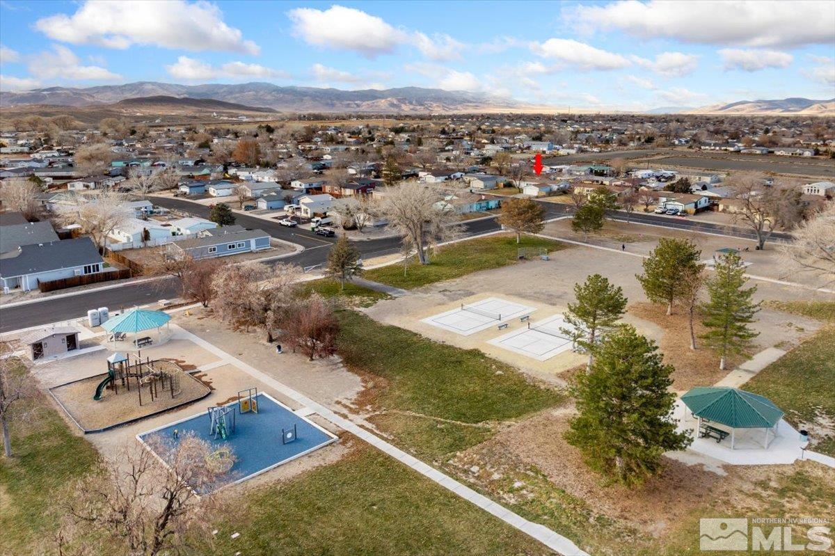 1030 Green Valley Dr Property Photo 22