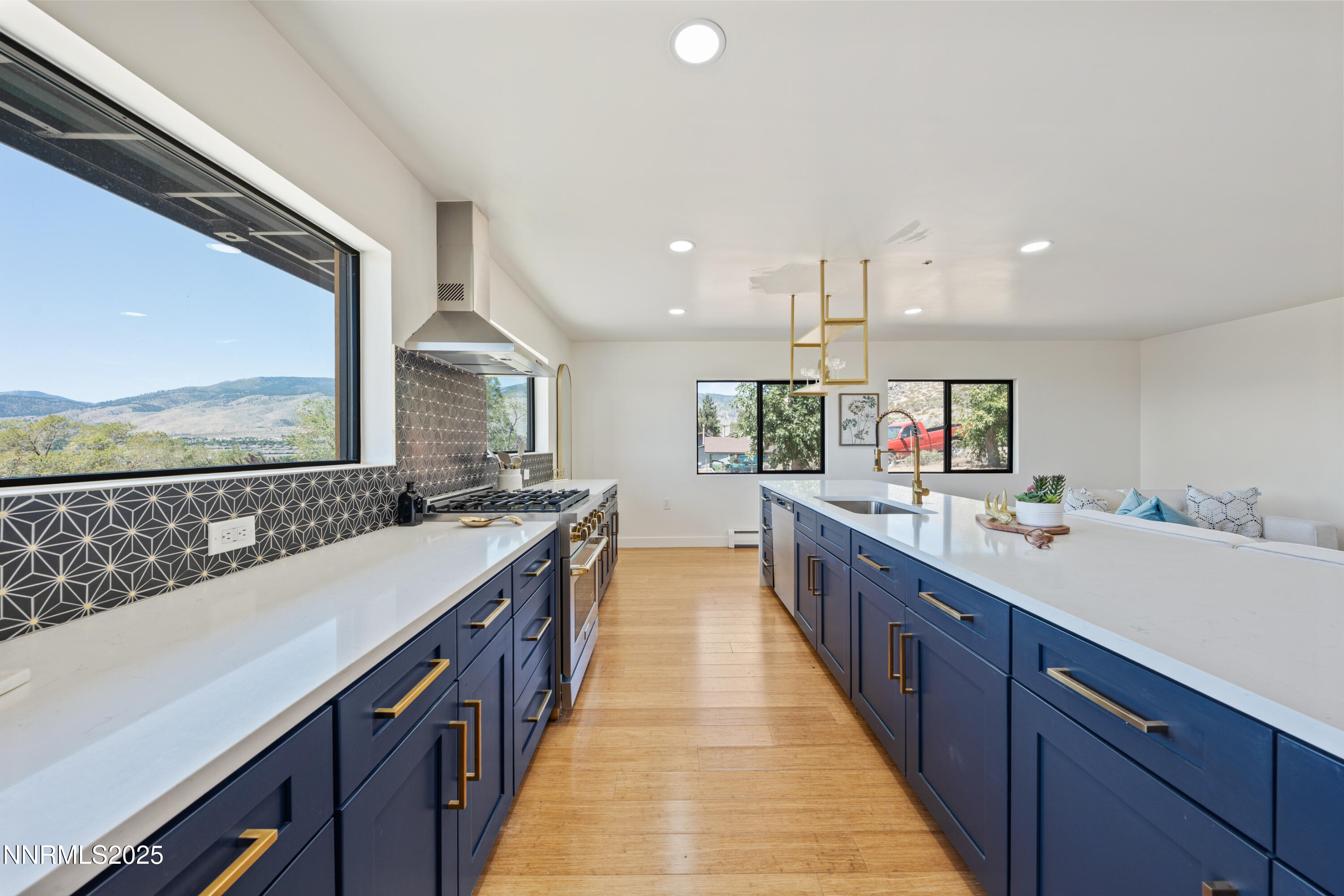 150 Manzanita Terrace Property Photo 8