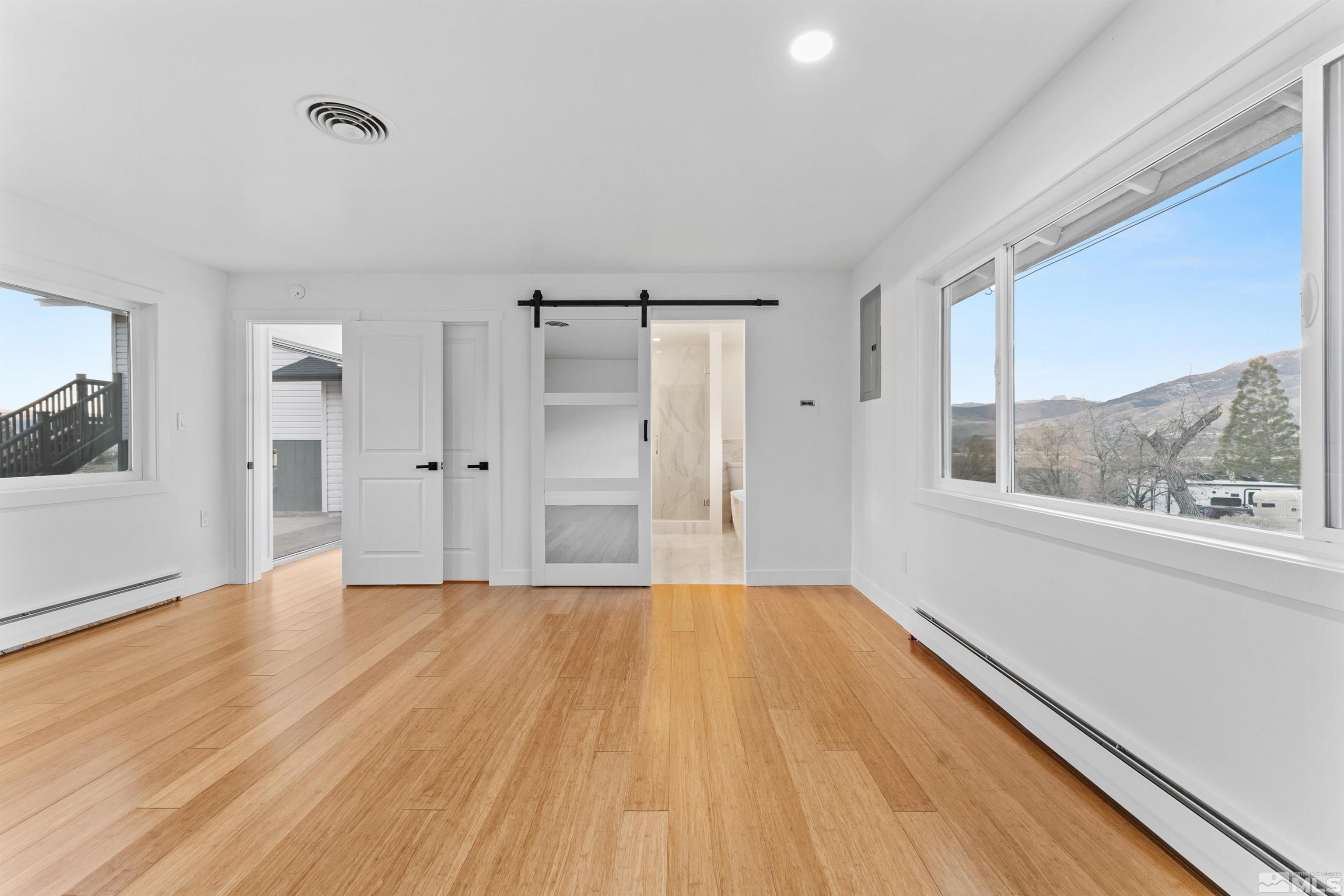 150 Manzanita Ter Property Photo 11