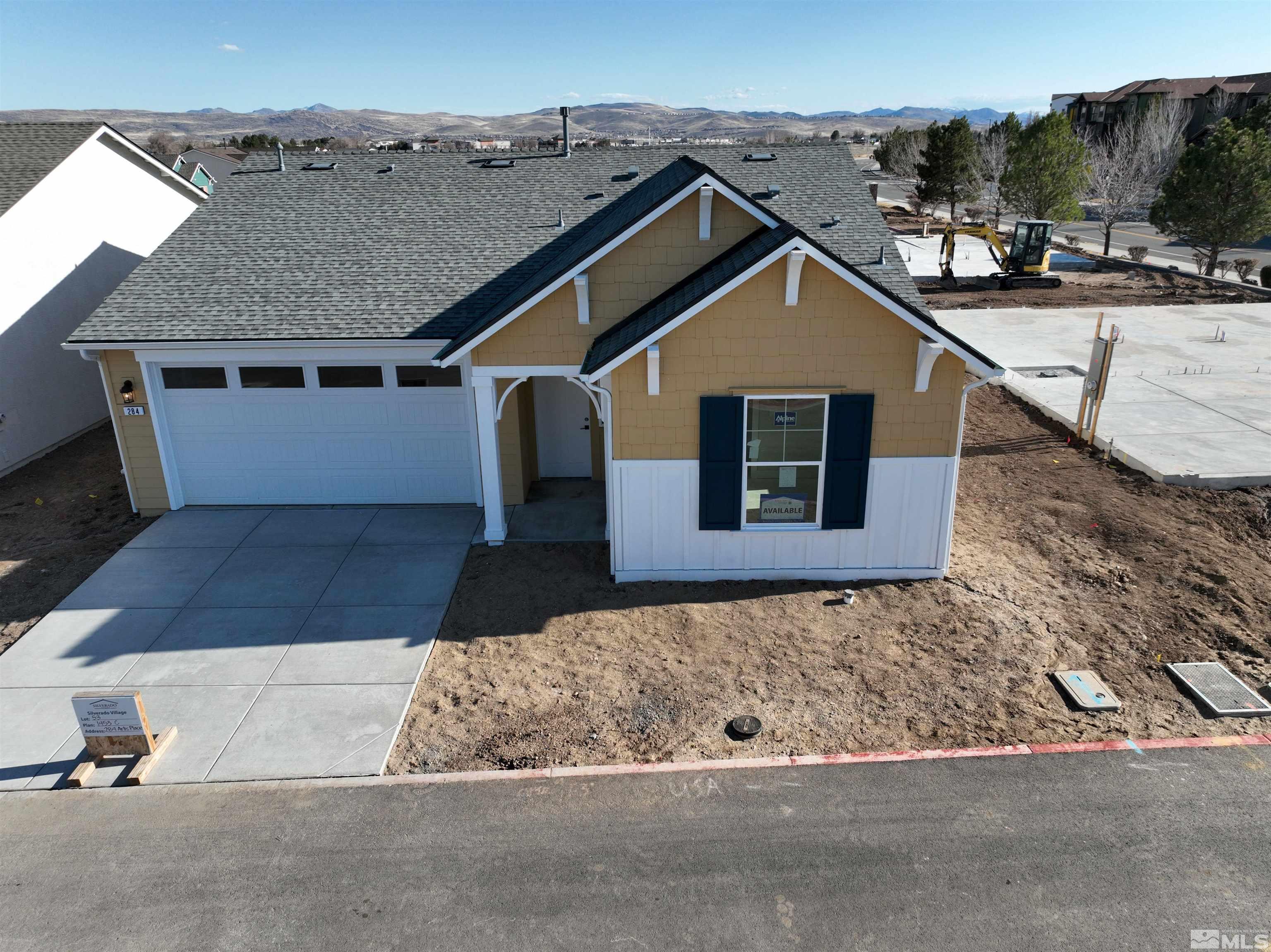 284 Arlis Pl Property Photo 1
