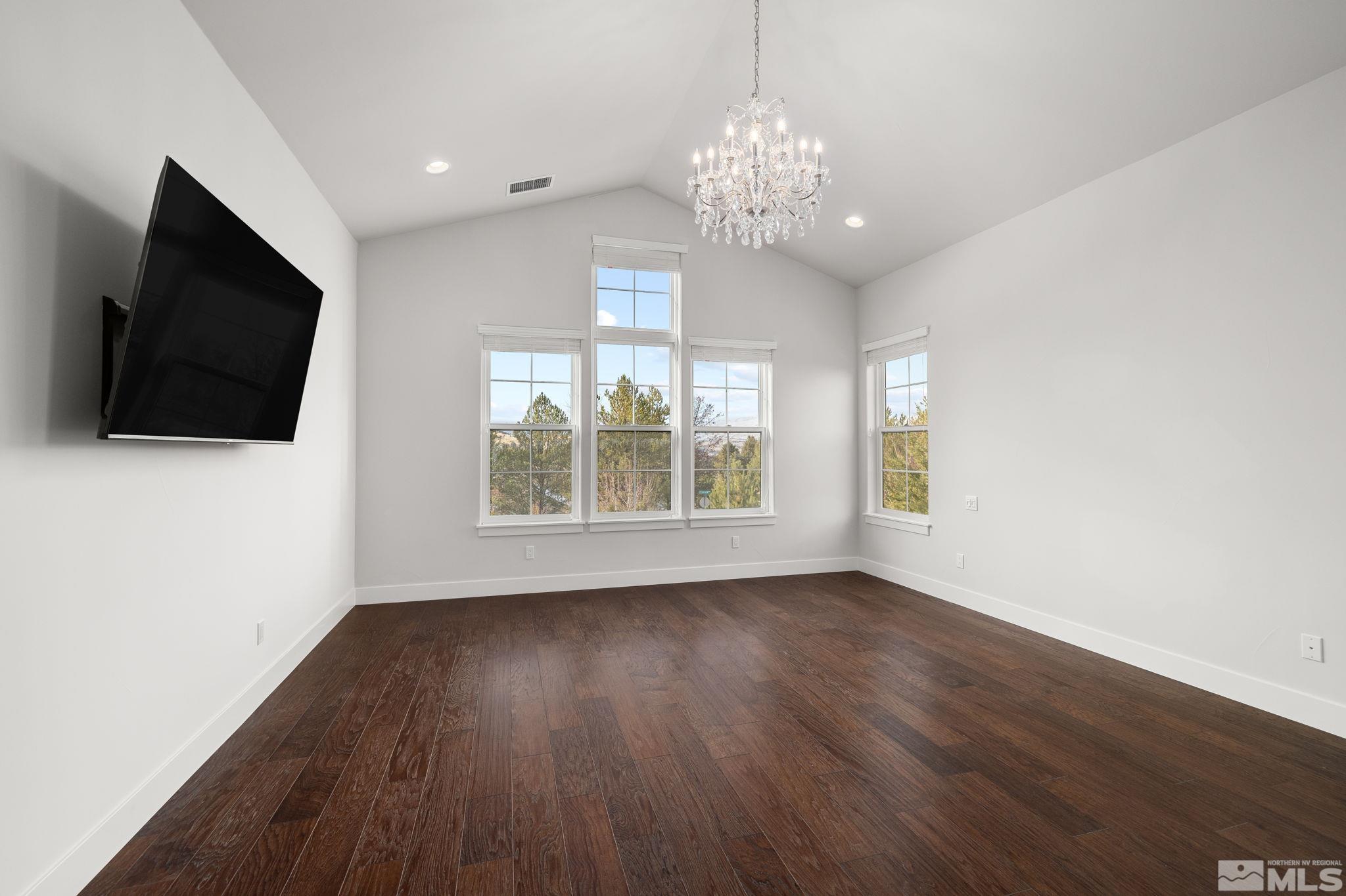 4005 Whispering Pine Loop Property Photo 12