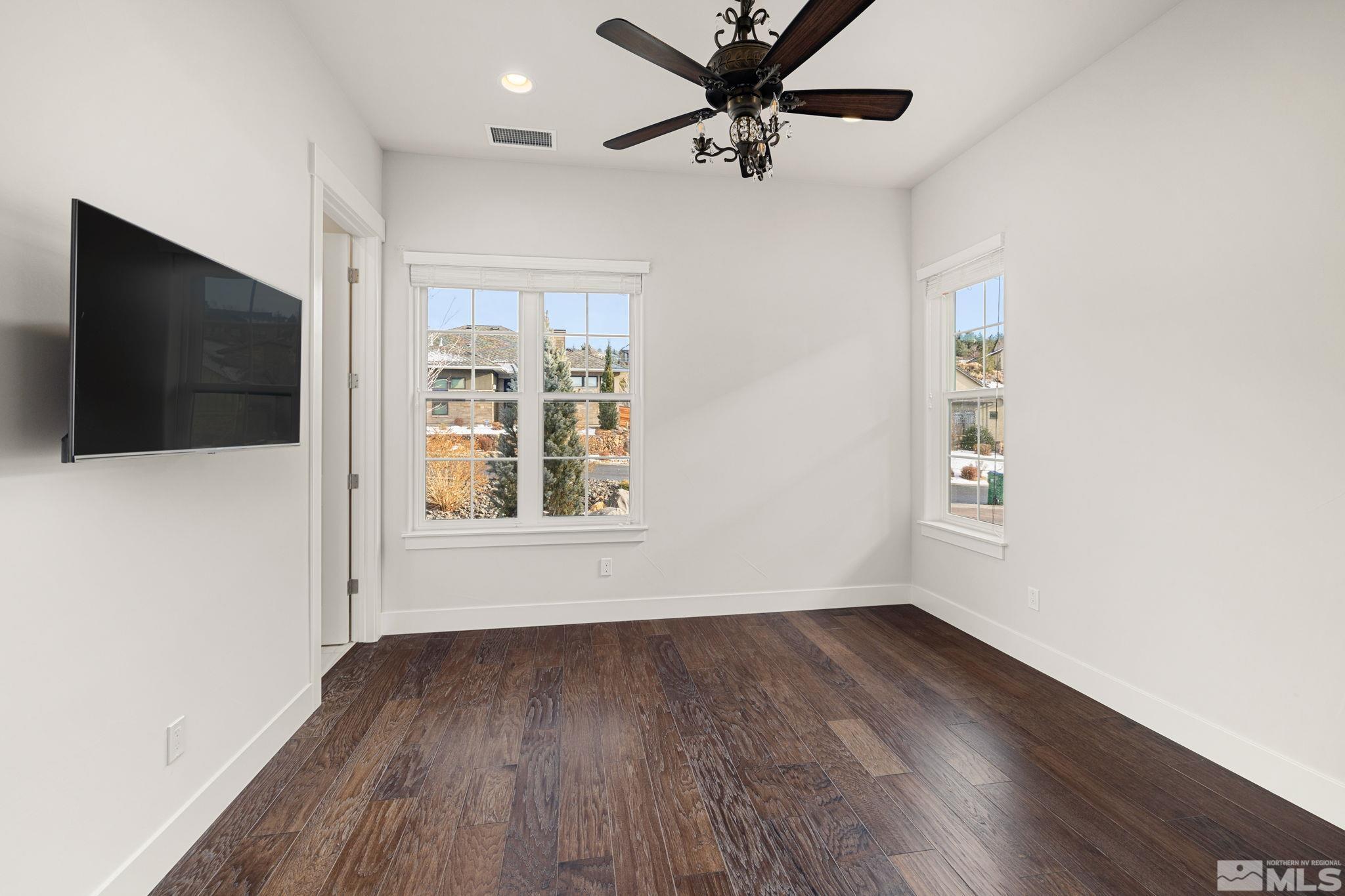 4005 Whispering Pine Loop Property Photo 18