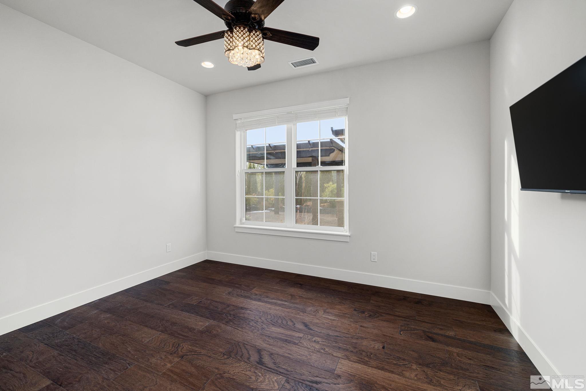 4005 Whispering Pine Loop Property Photo 26