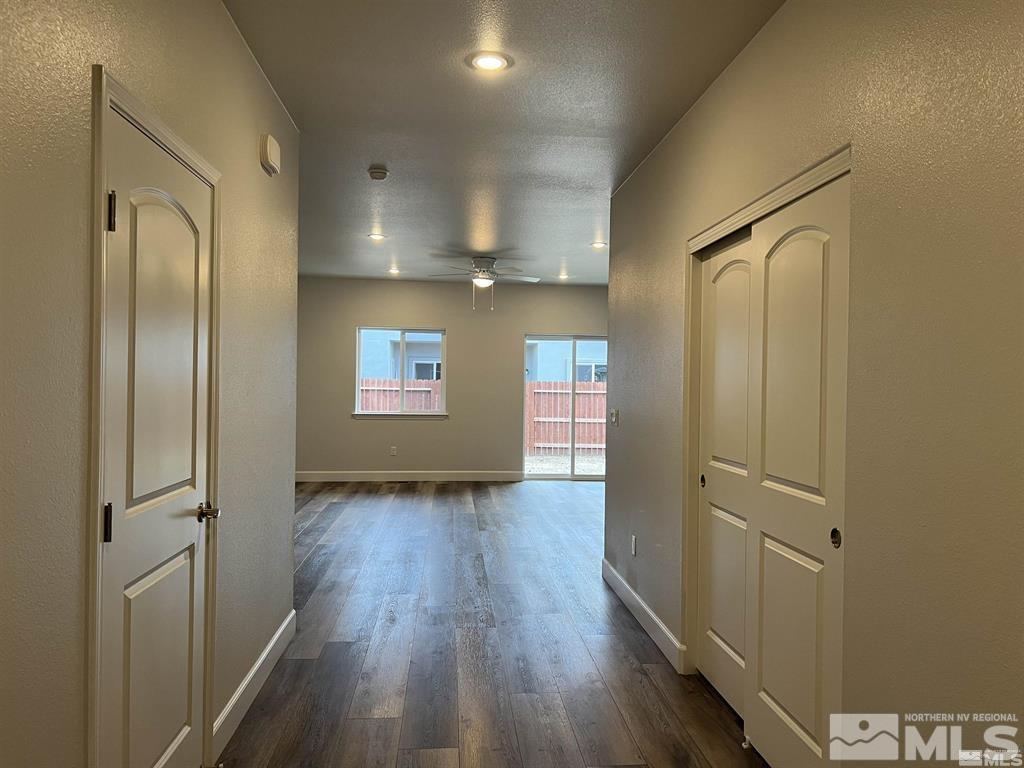 858 Great Basin Ln Property Photo 7