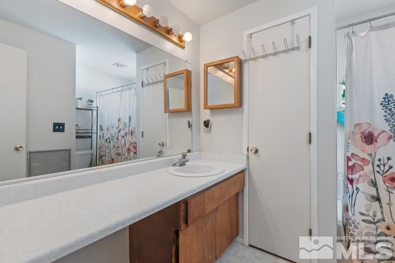 1317 N Lompa Ln Property Photo 11