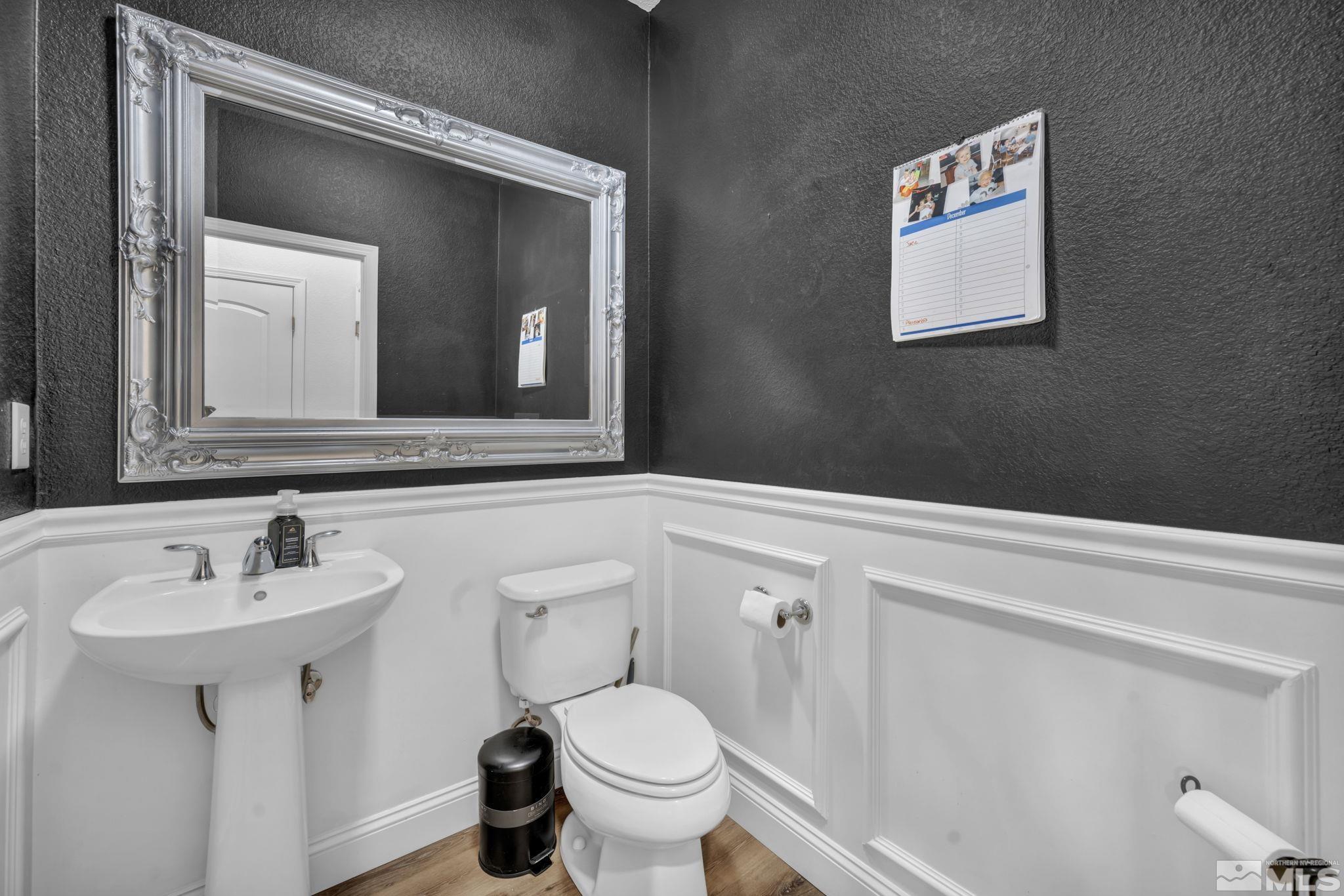 10895 Serratina Dr Property Photo 12