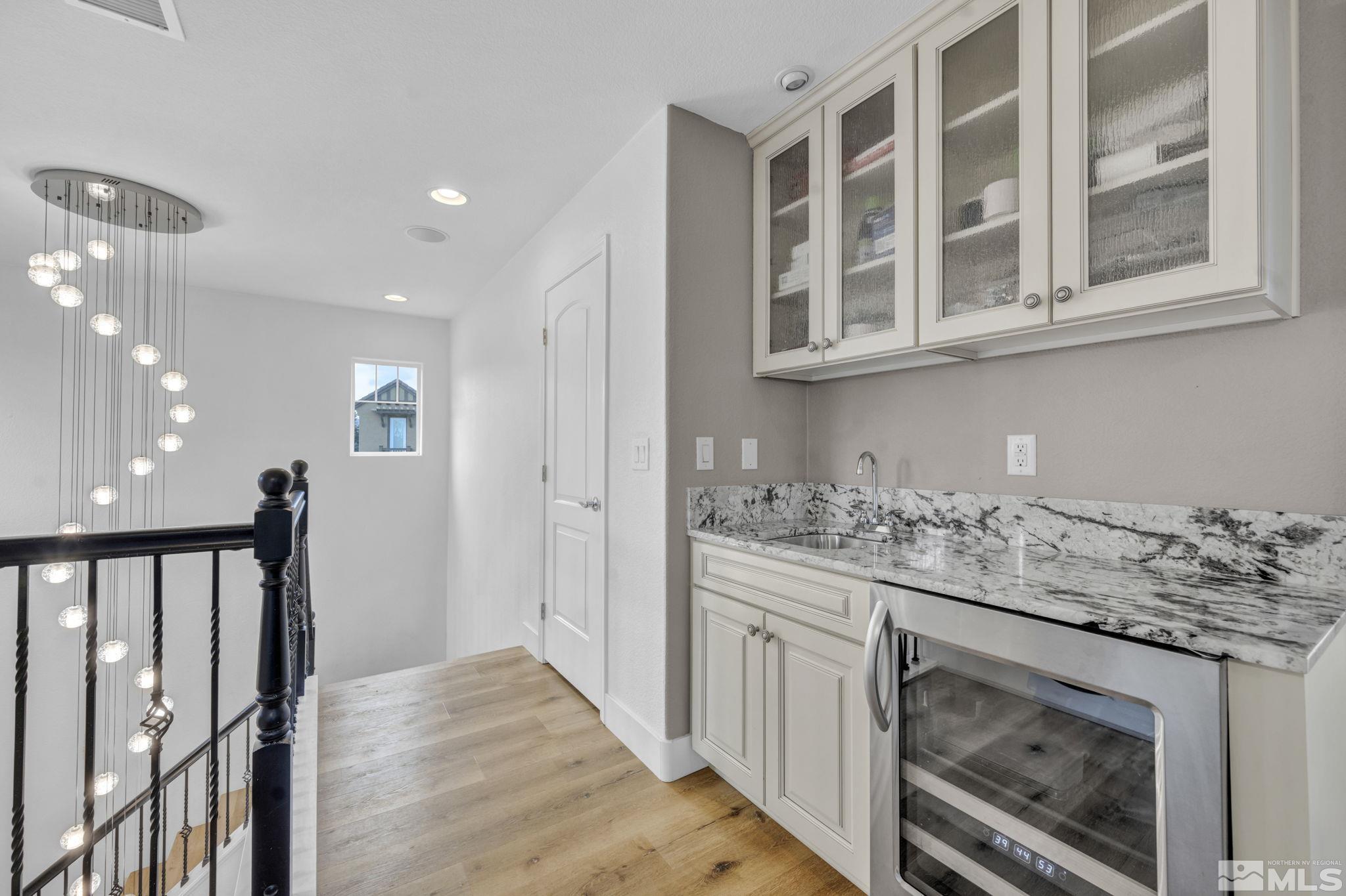 10895 Serratina Dr Property Photo 13