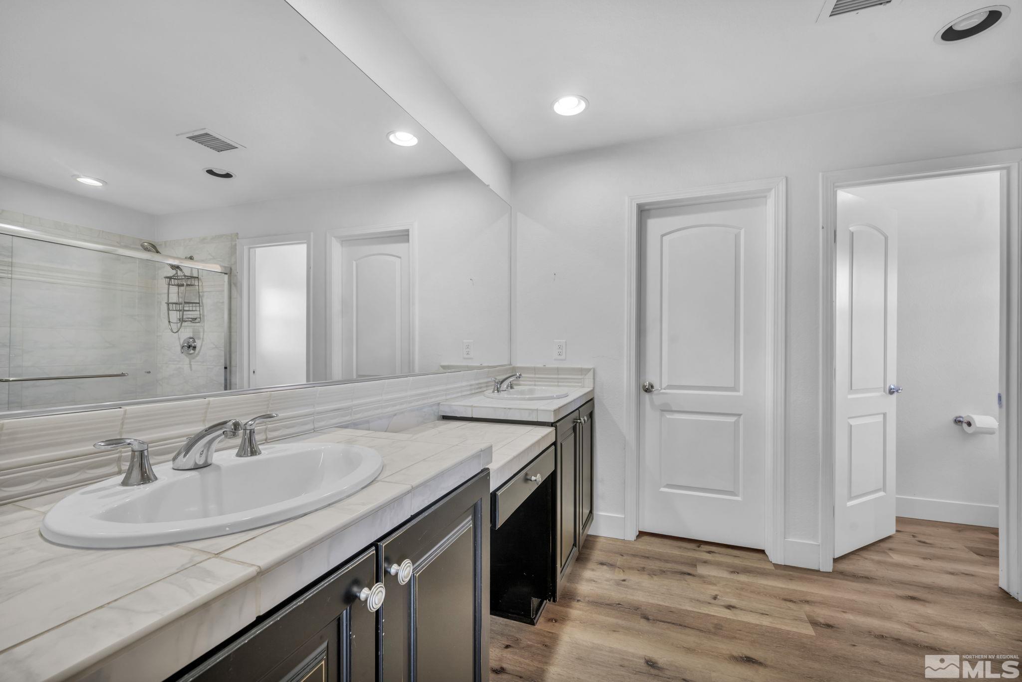 10895 Serratina Dr Property Photo 20
