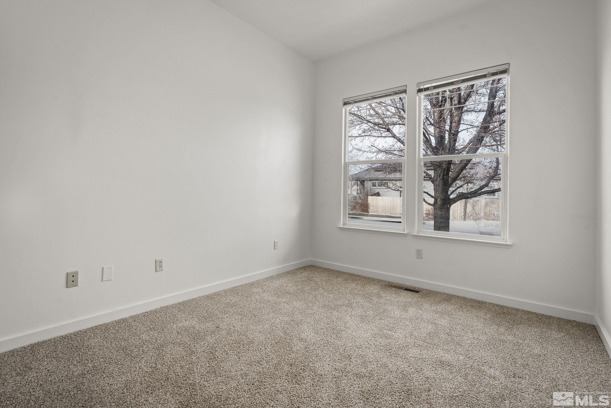 1131 Turnberry Dr Property Photo 24