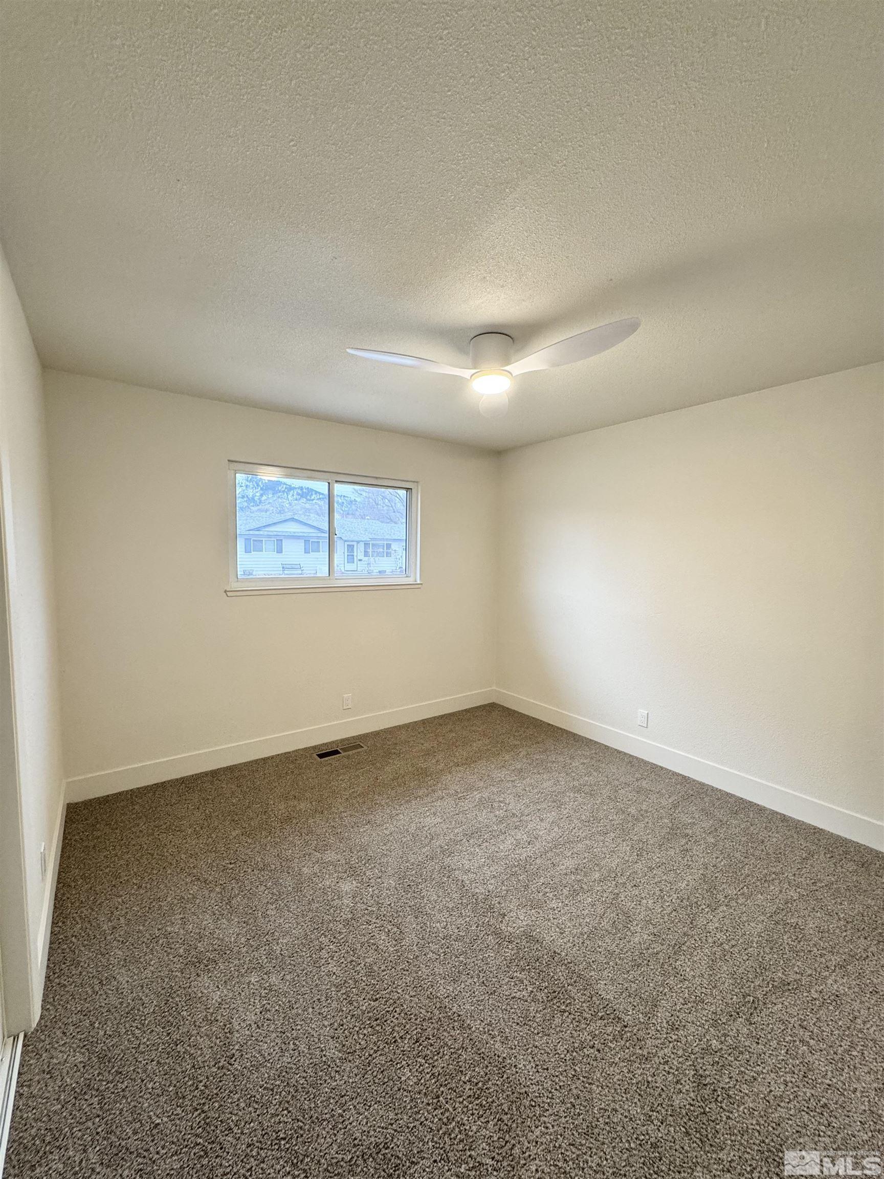 2305 Harriett Dr Property Photo 10