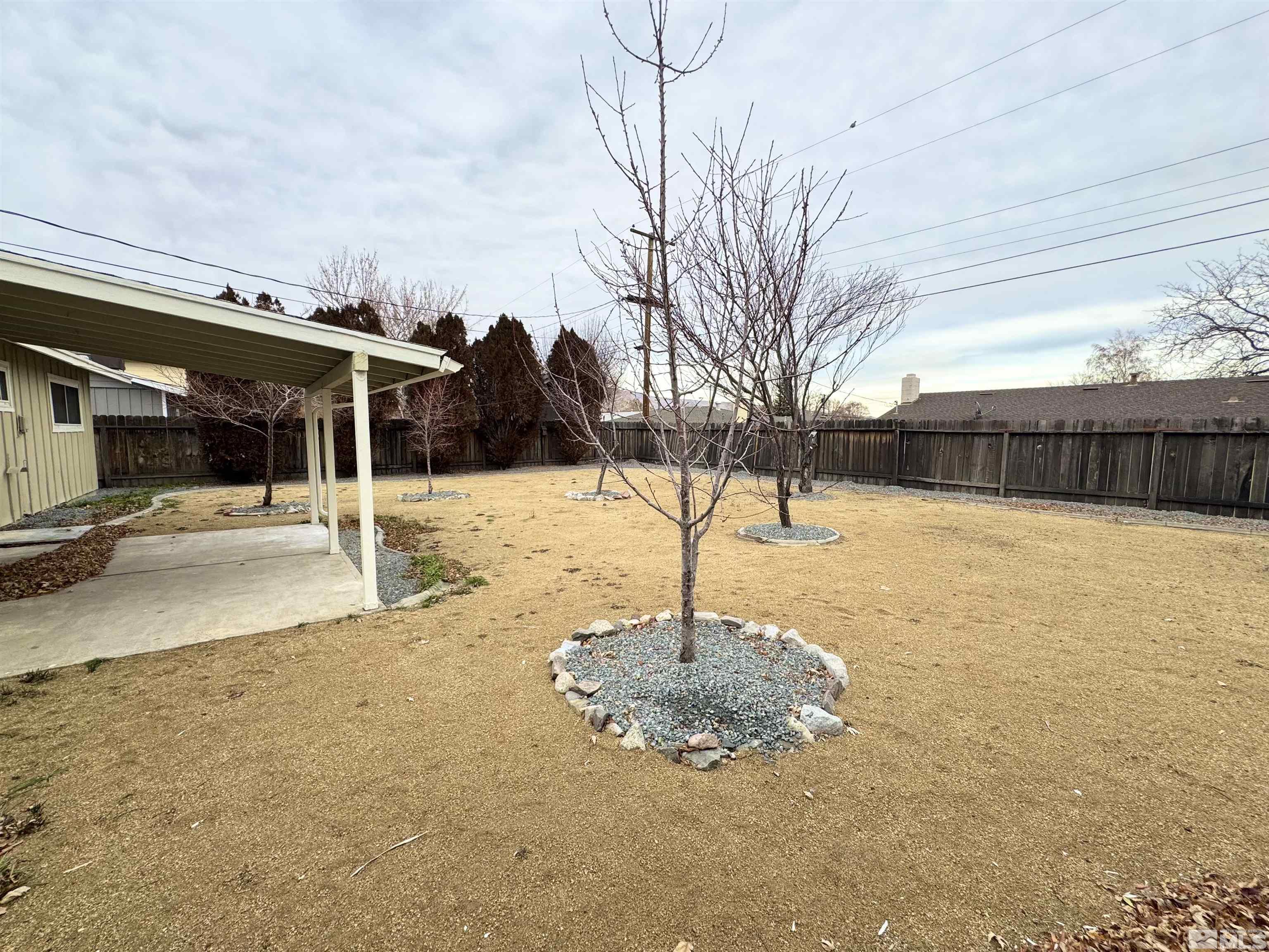 2305 Harriett Dr Property Photo 14