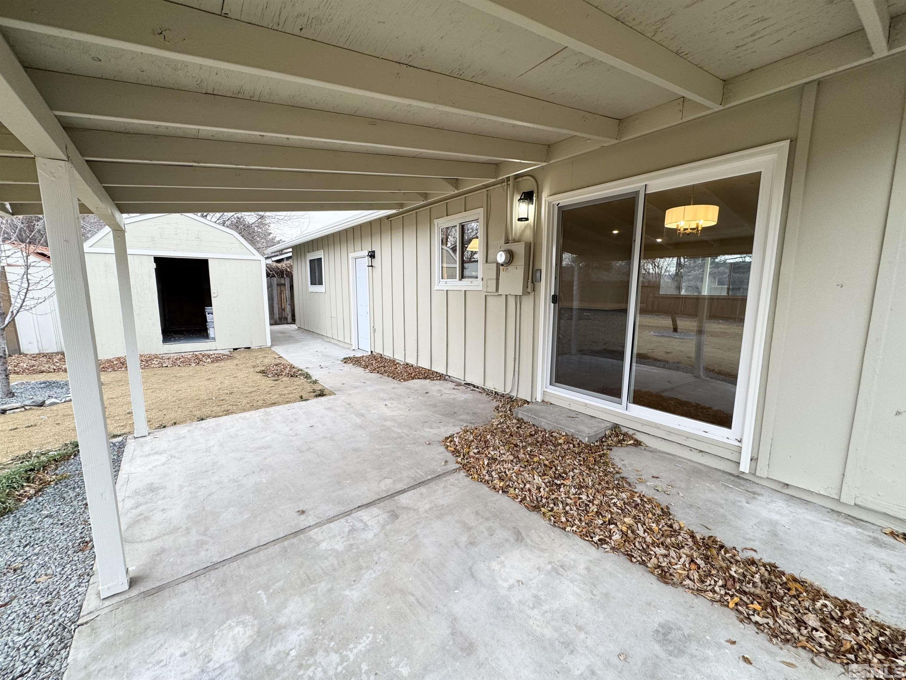 2305 Harriett Dr Property Photo 15