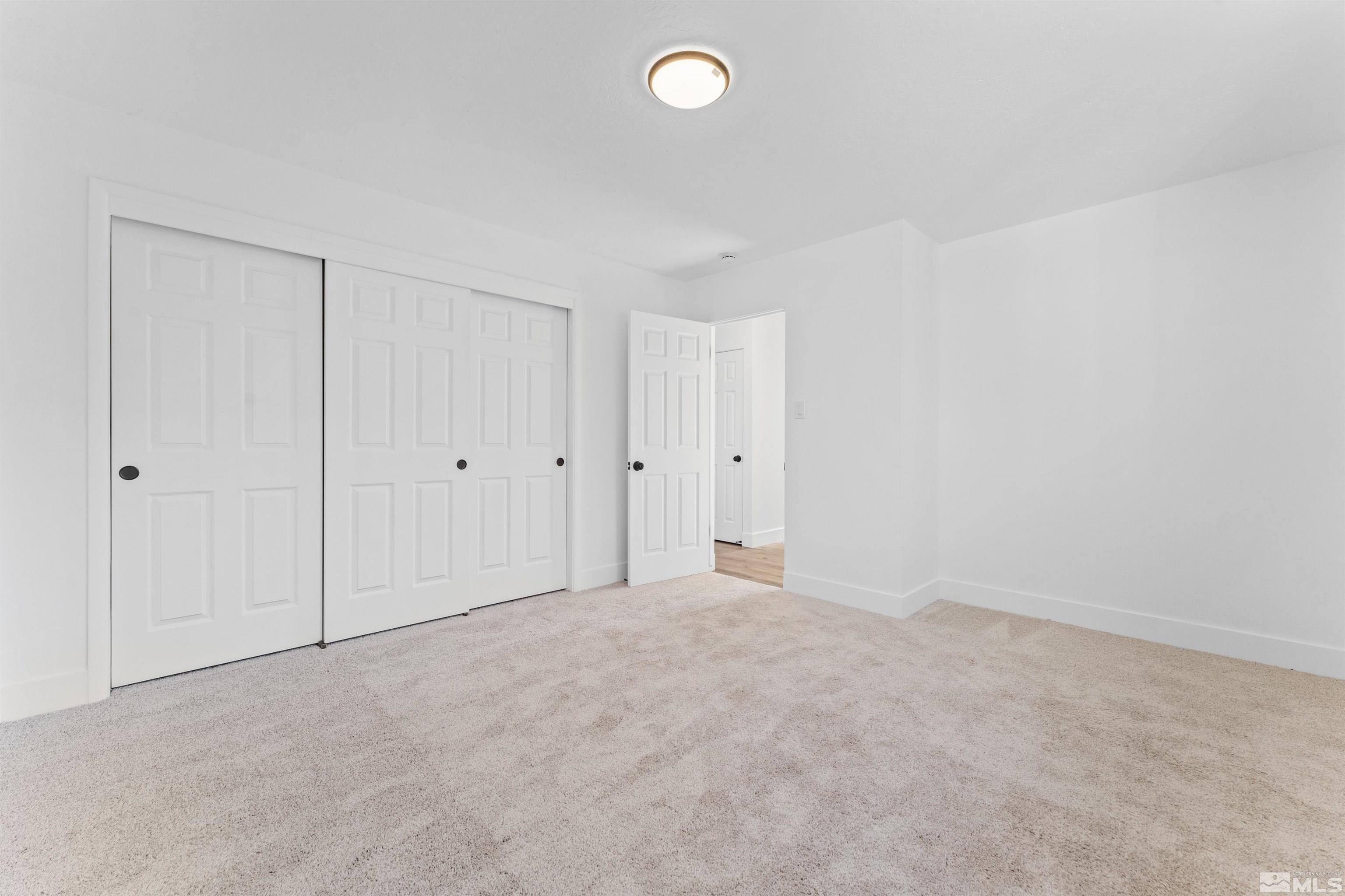 1642 Stewart St Property Photo 22
