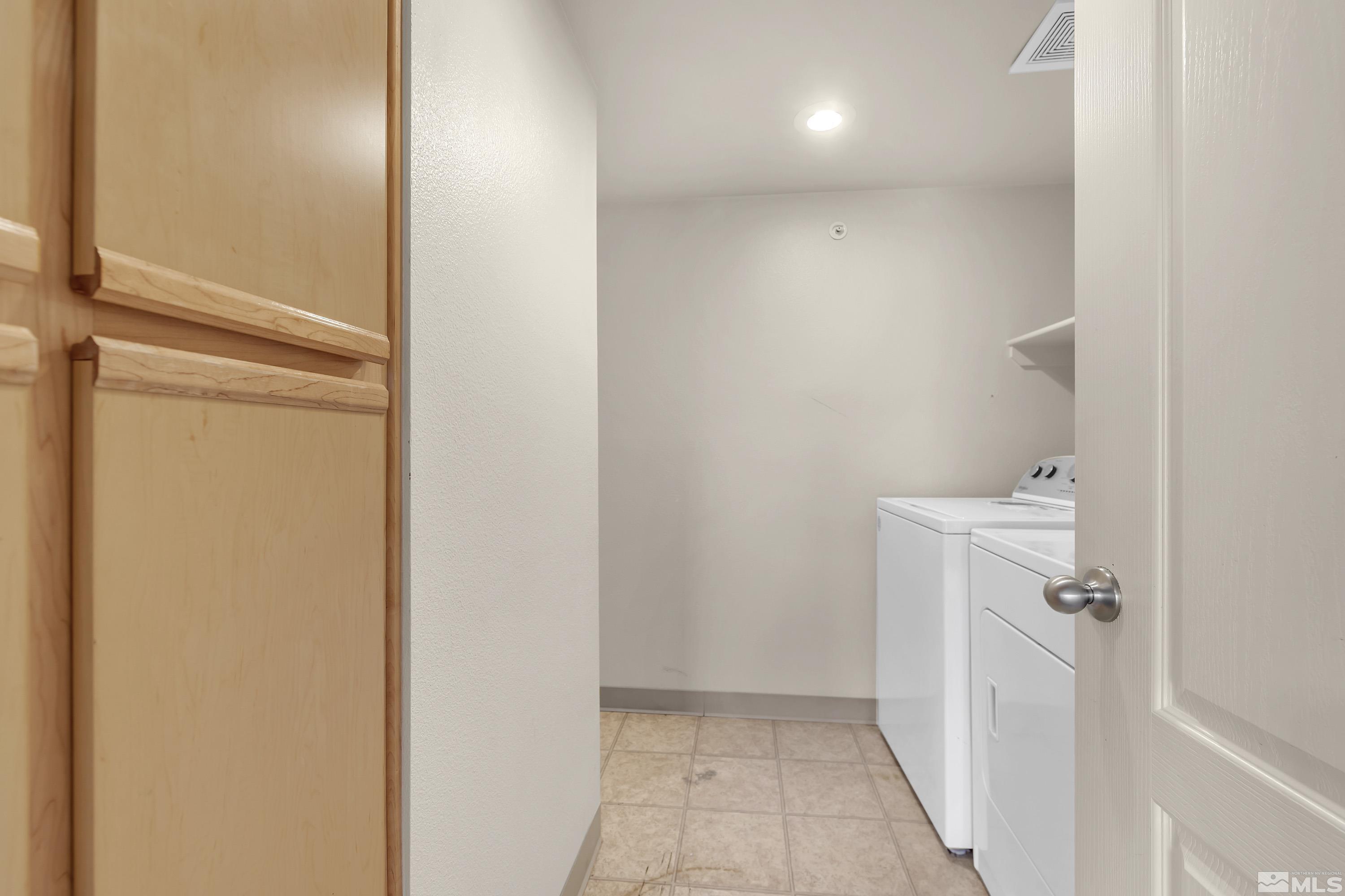6850 Sharlands Ave 2120 Property Photo 21