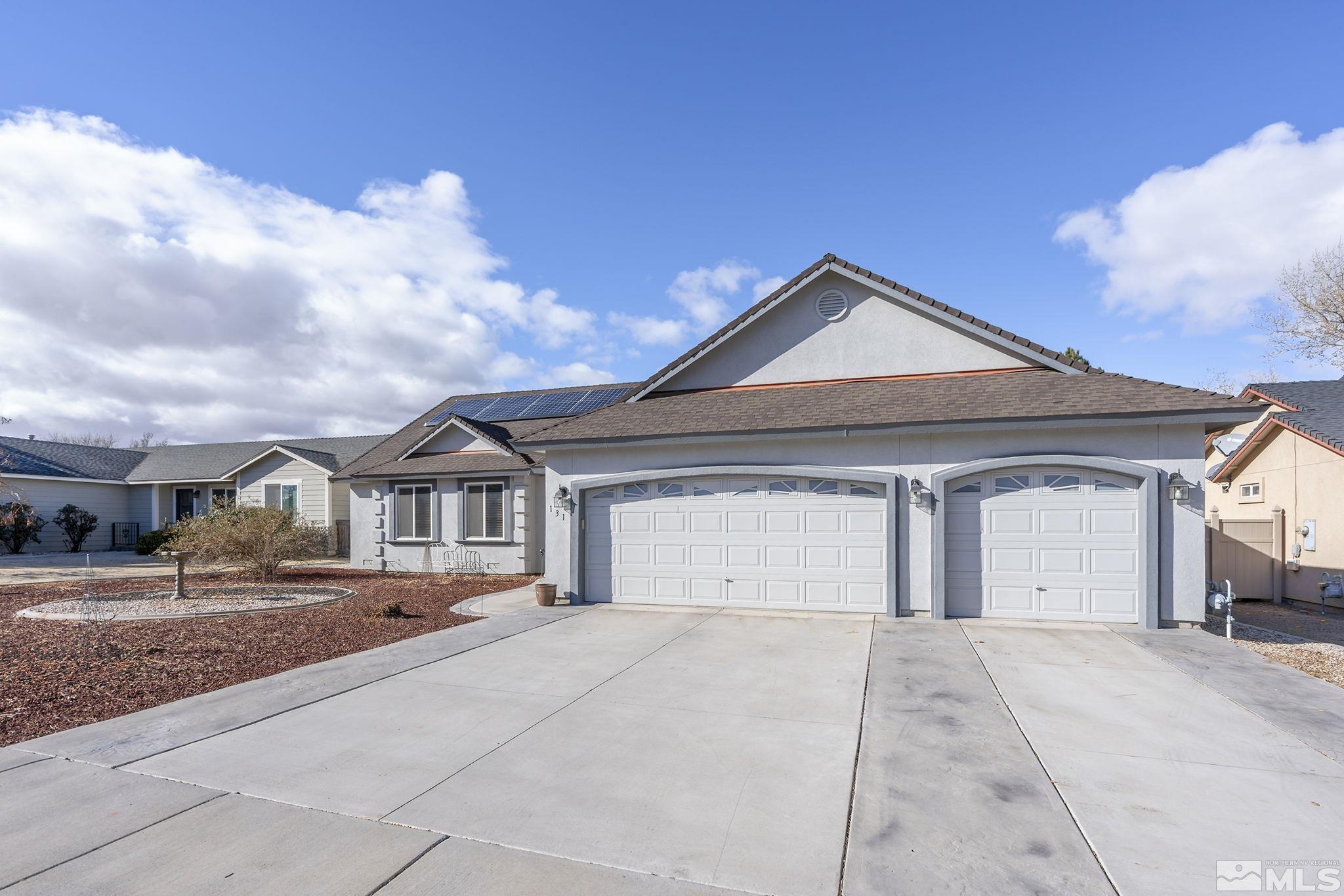 131 Desert Lakes Drive Property Photo 2