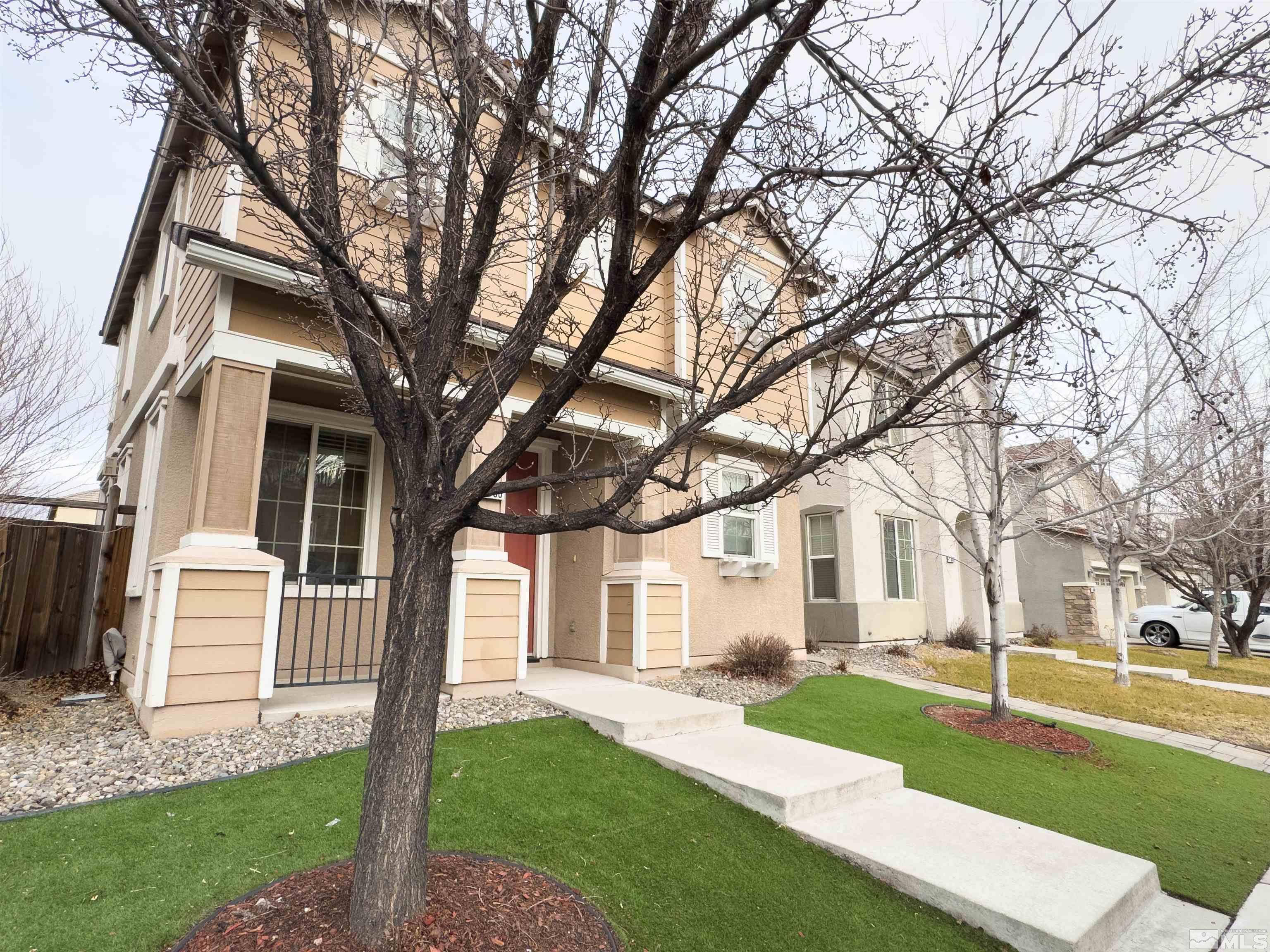 3850 Artadi Dr Property Photo 3