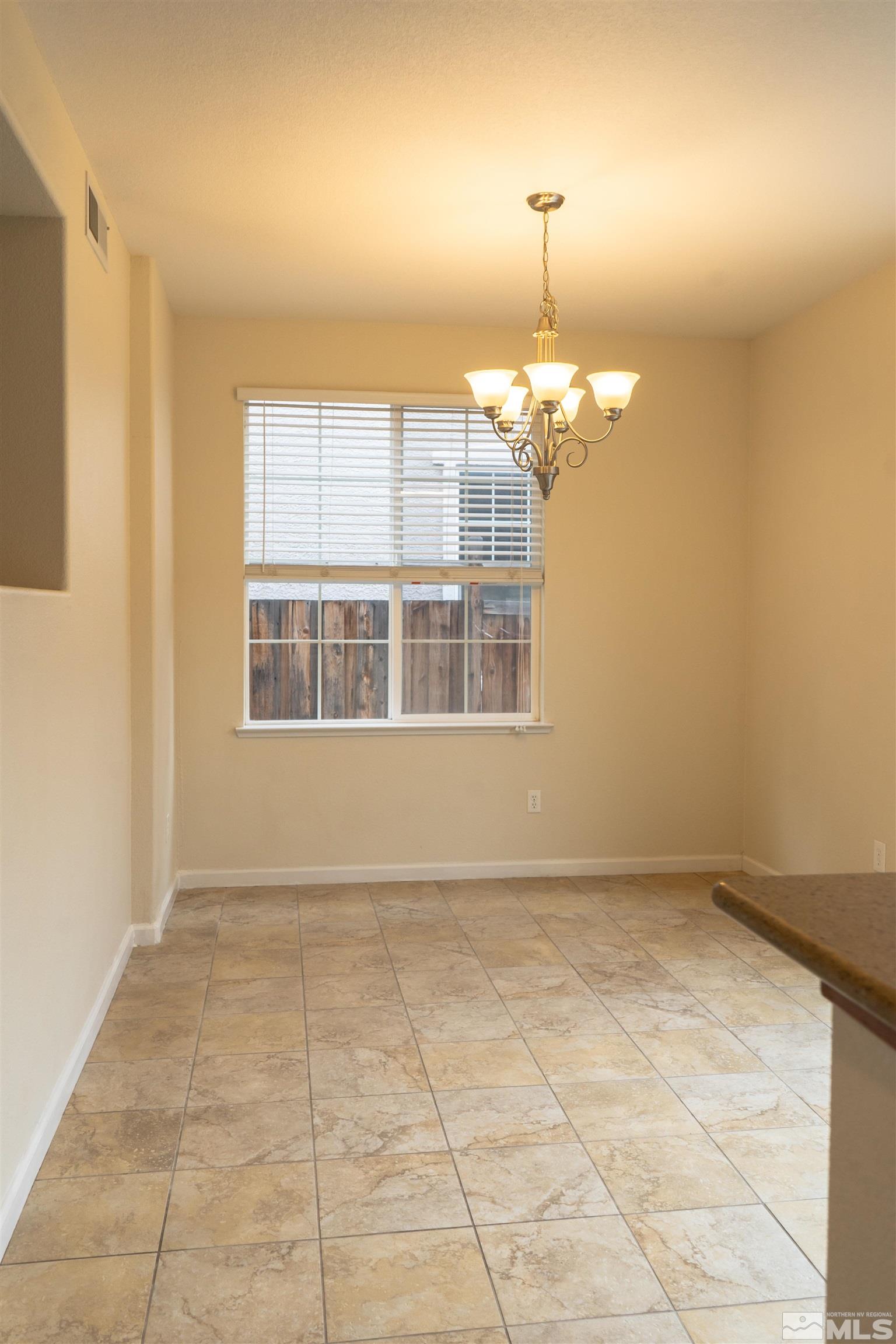 3850 Artadi Dr Property Photo 11