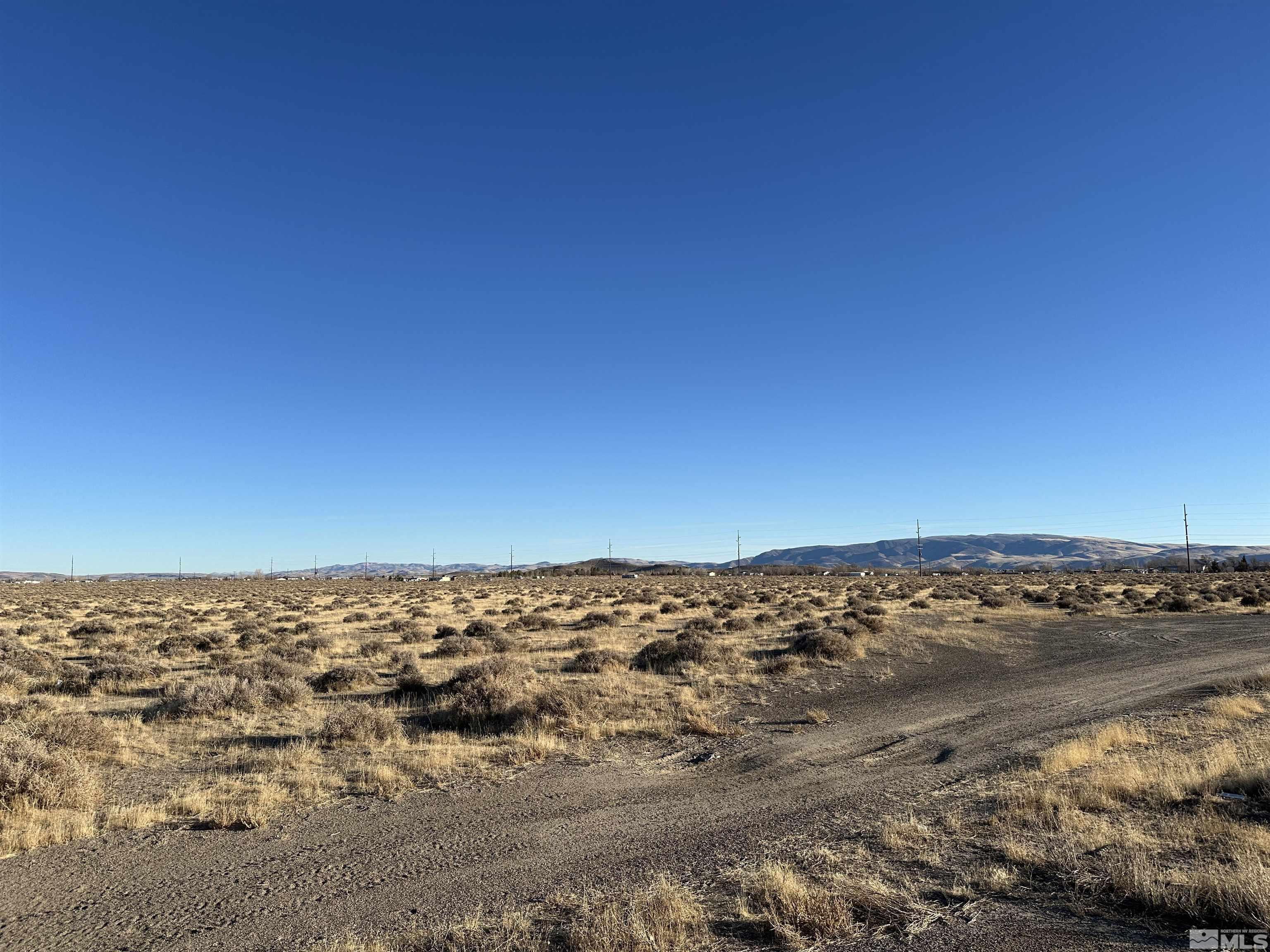 4900 Hwy 95a Property Photo 4