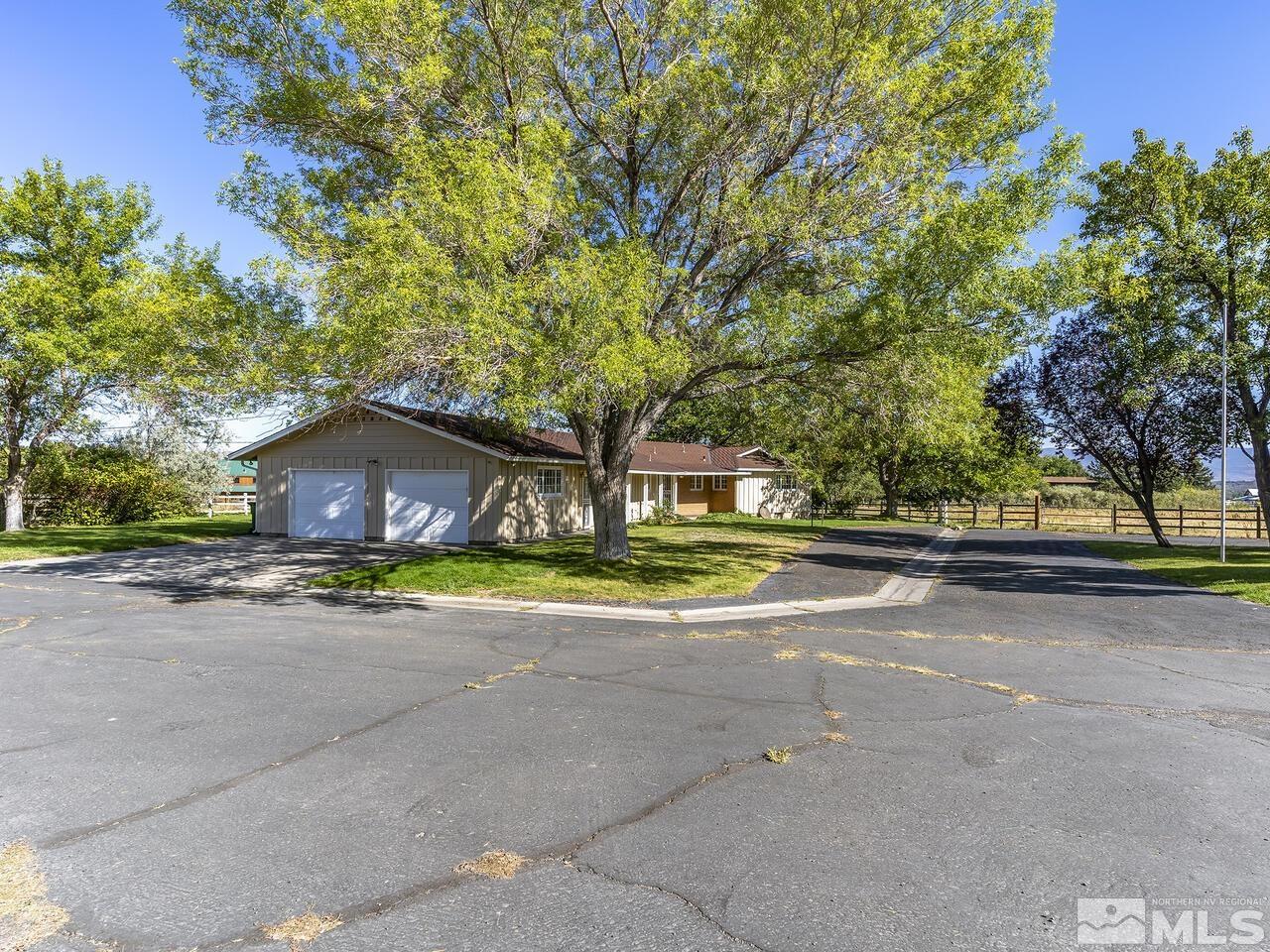 2475 Faretto Ln Property Photo 10