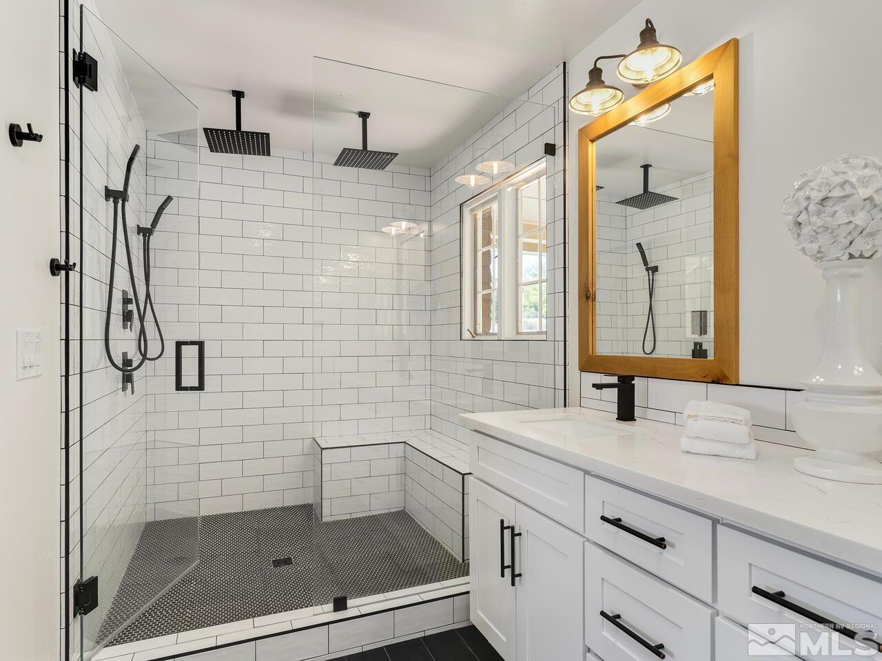 2475 Faretto Ln Property Photo 15