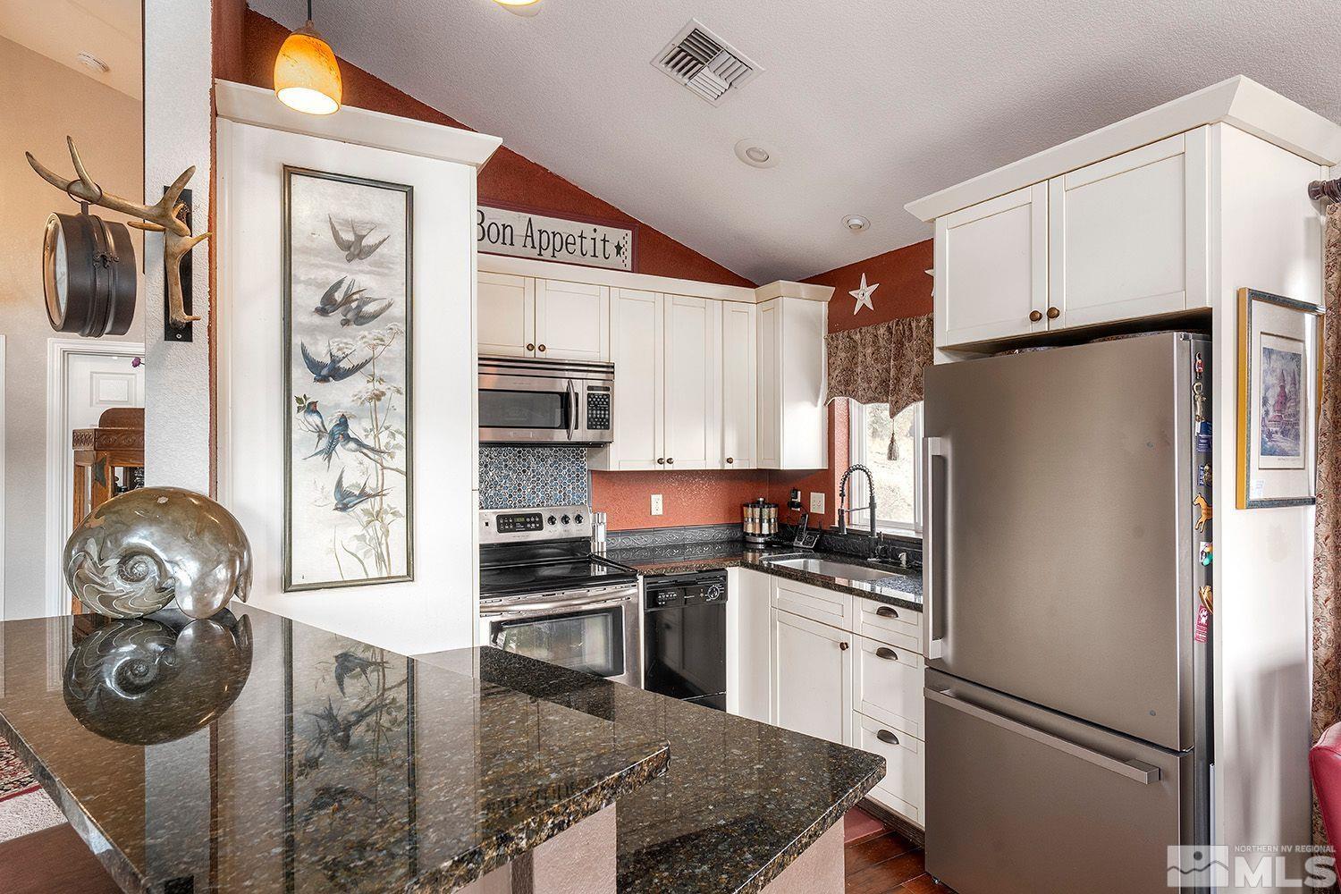 2470 Cartwright Rd Property Photo 14