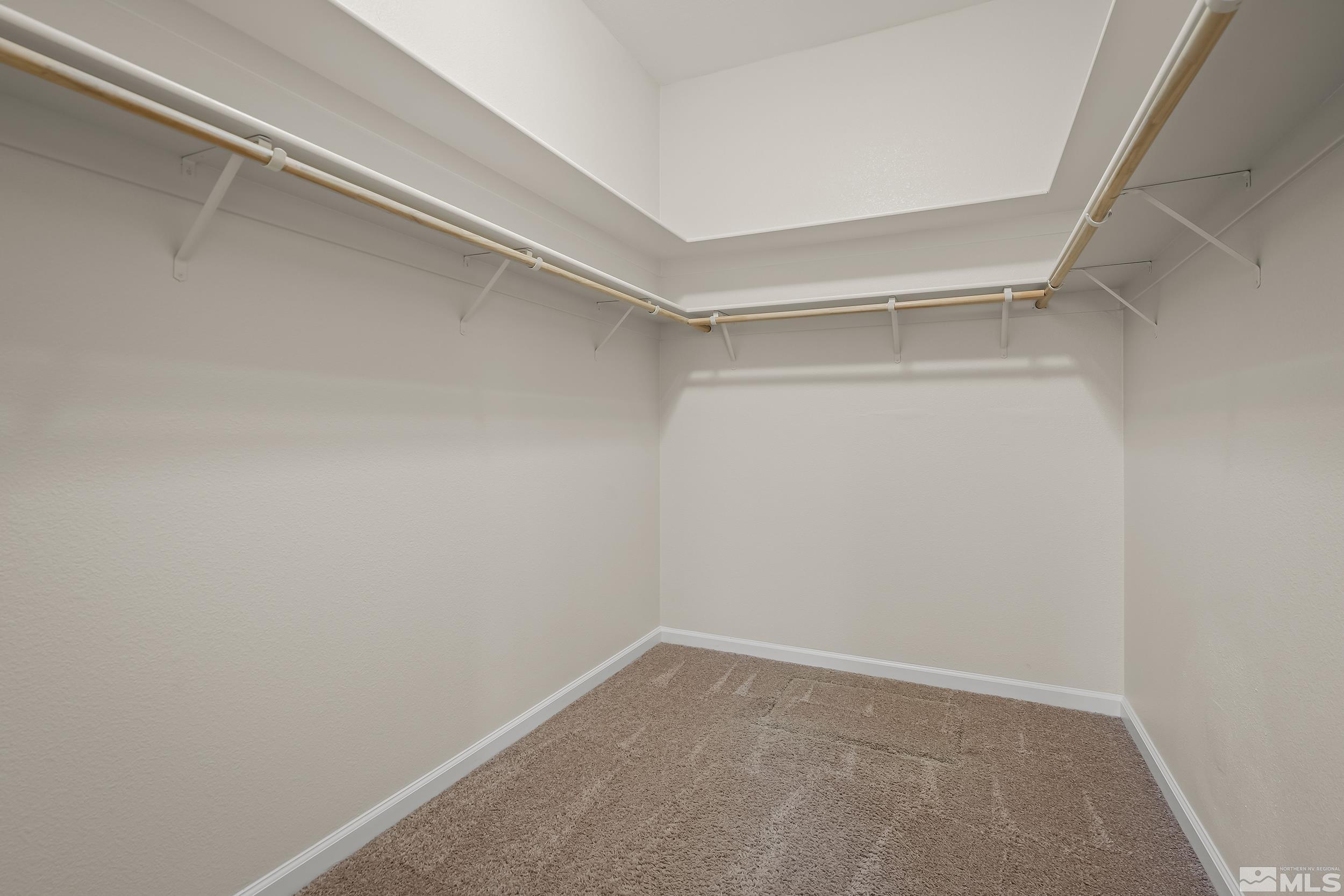 3492 Long Drive Property Photo 14