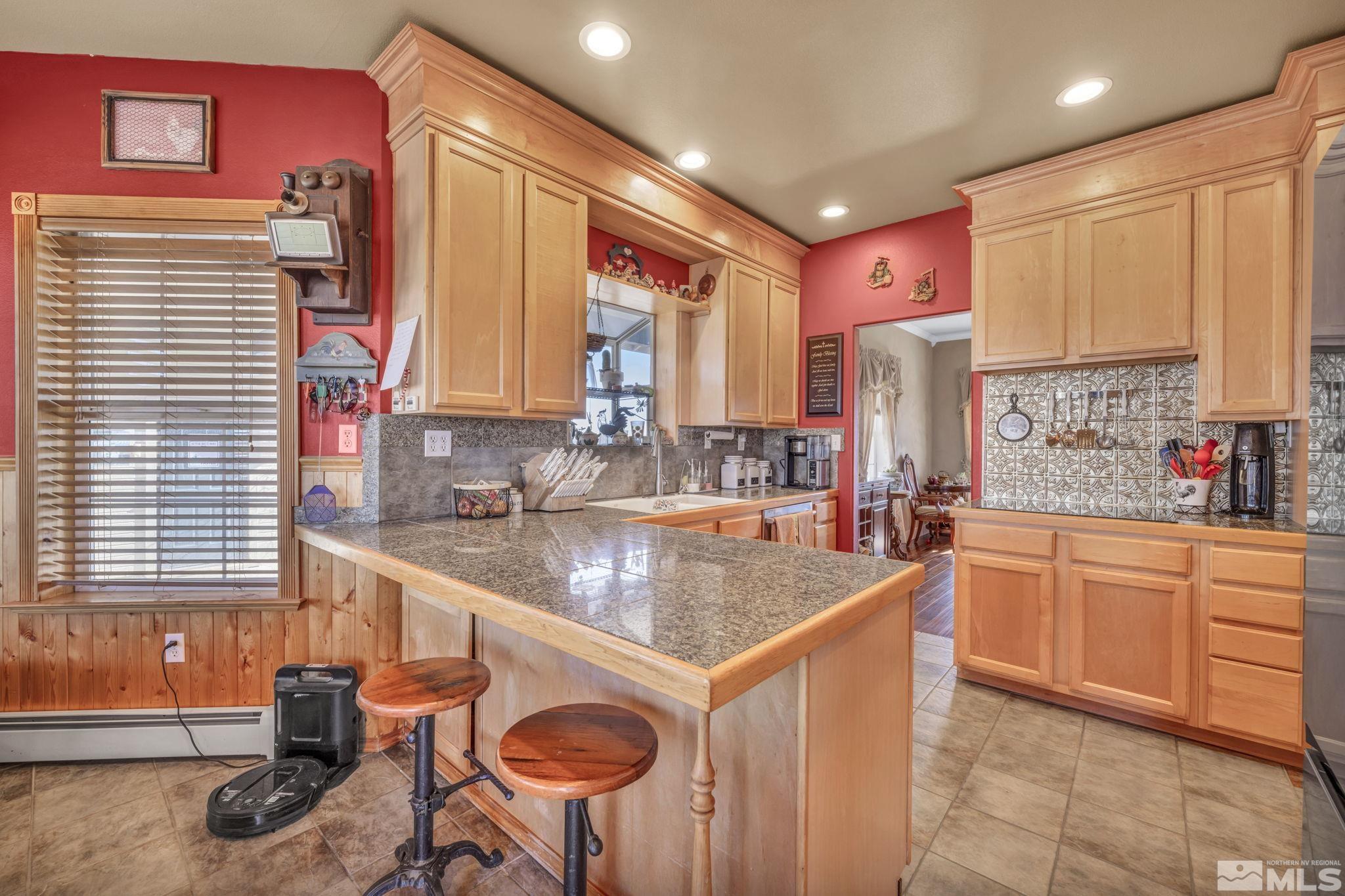 5650 S Allen Property Photo 23