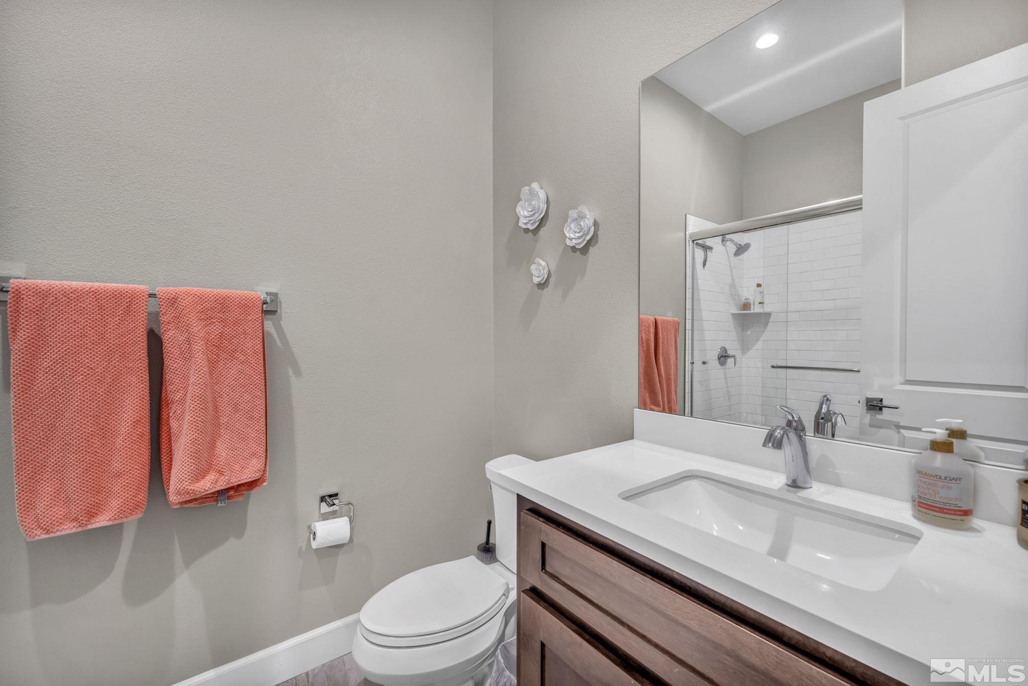 279 Shackleton Dr Property Photo 28