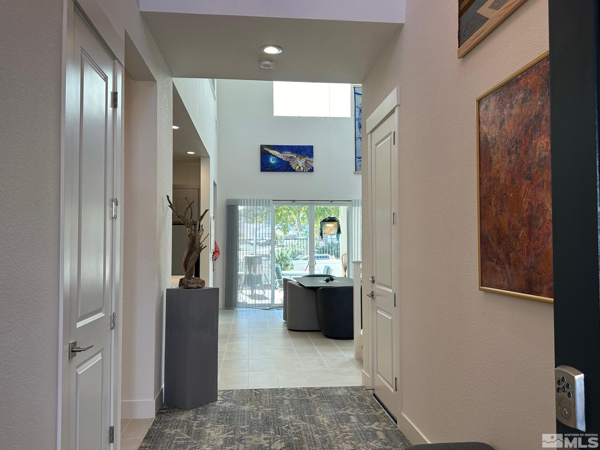 5545 Western Rider Trail Property Photo 3