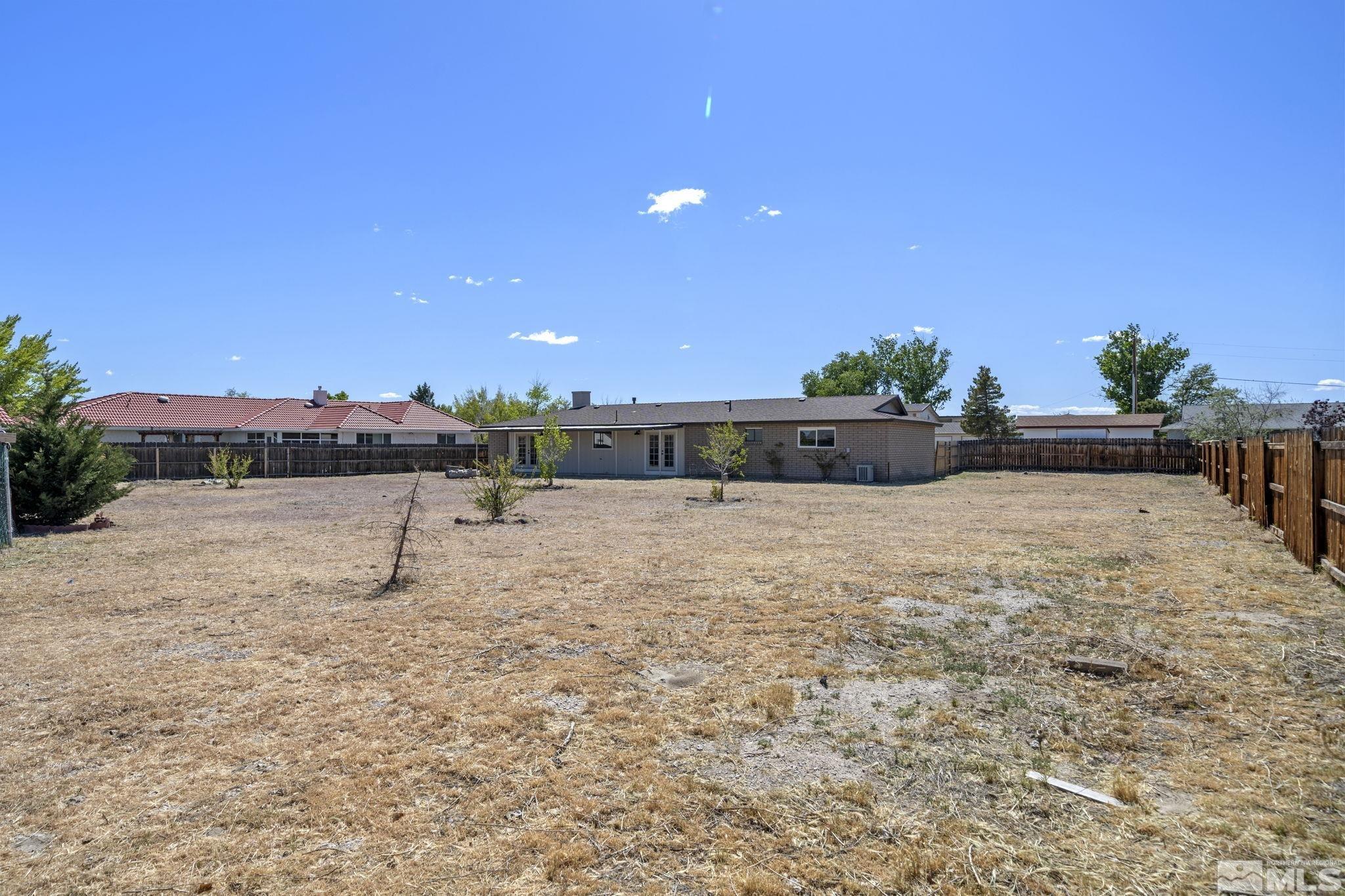 684 Carson River Dr Property Photo 22