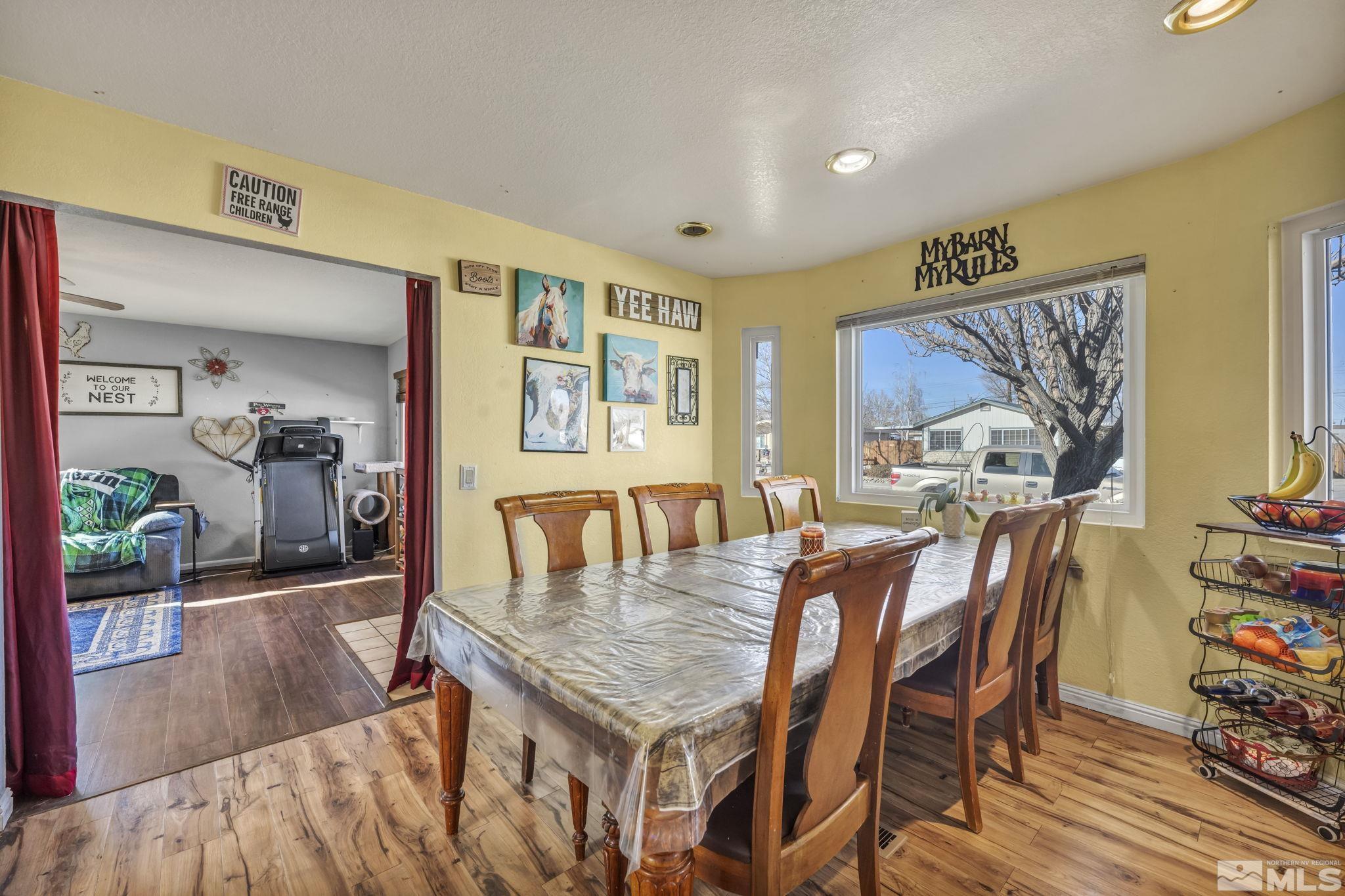 525 Nadine Dr Property Photo 27