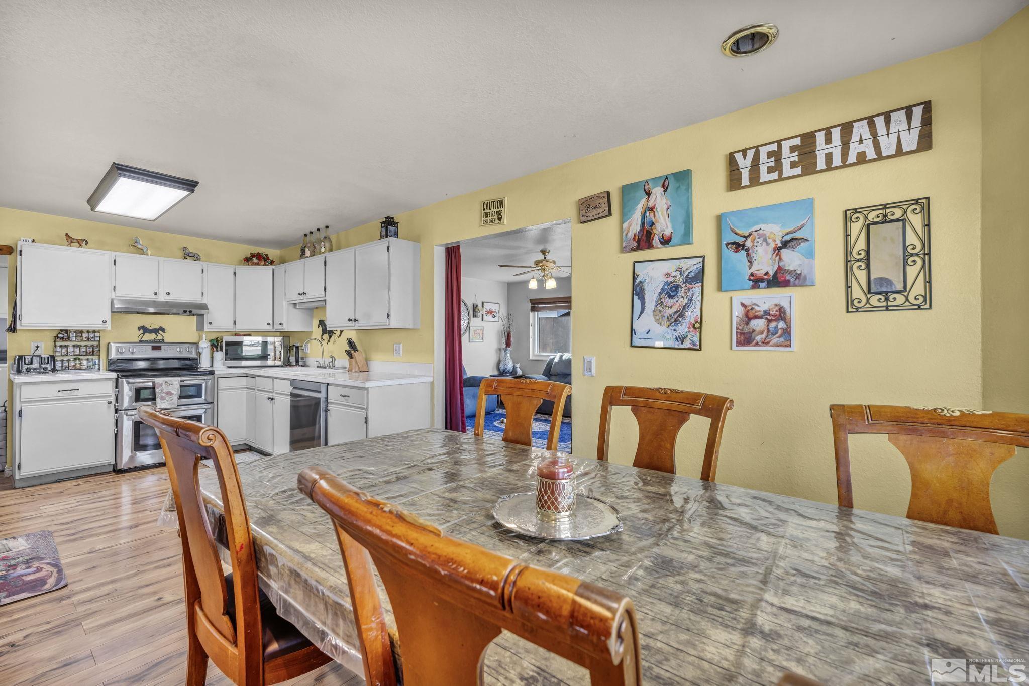 525 Nadine Dr Property Photo 32