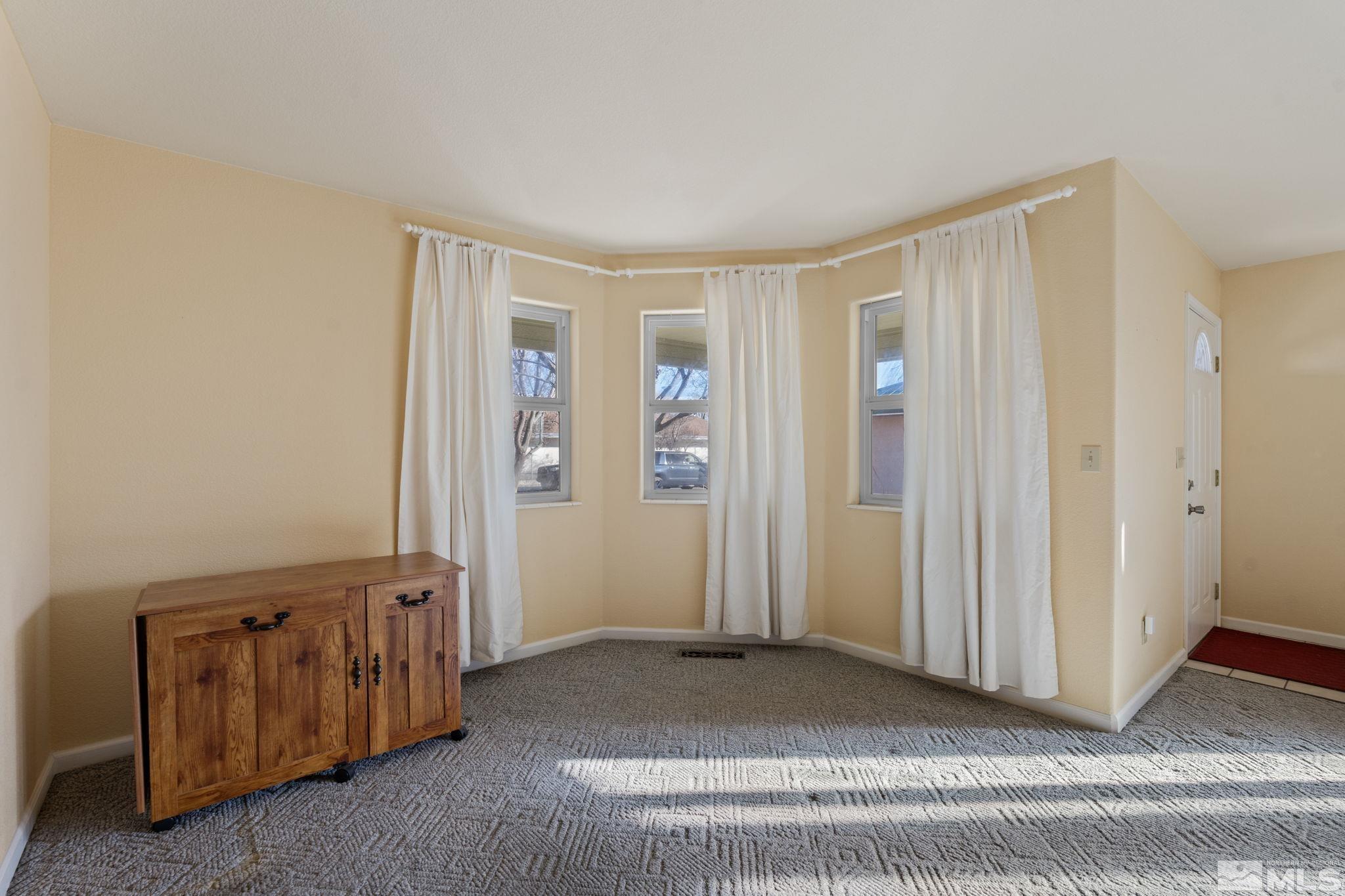 15 N California St Property Photo 5