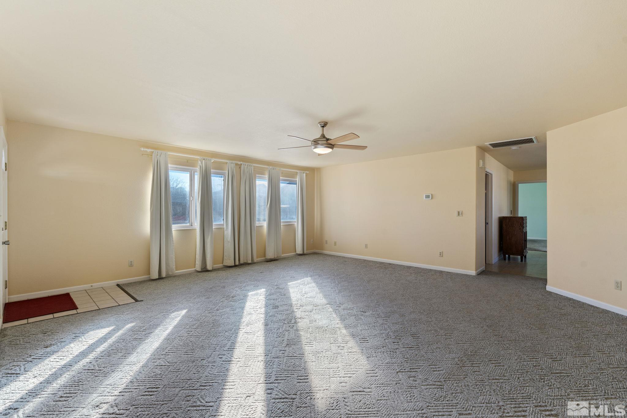 15 N California St Property Photo 9