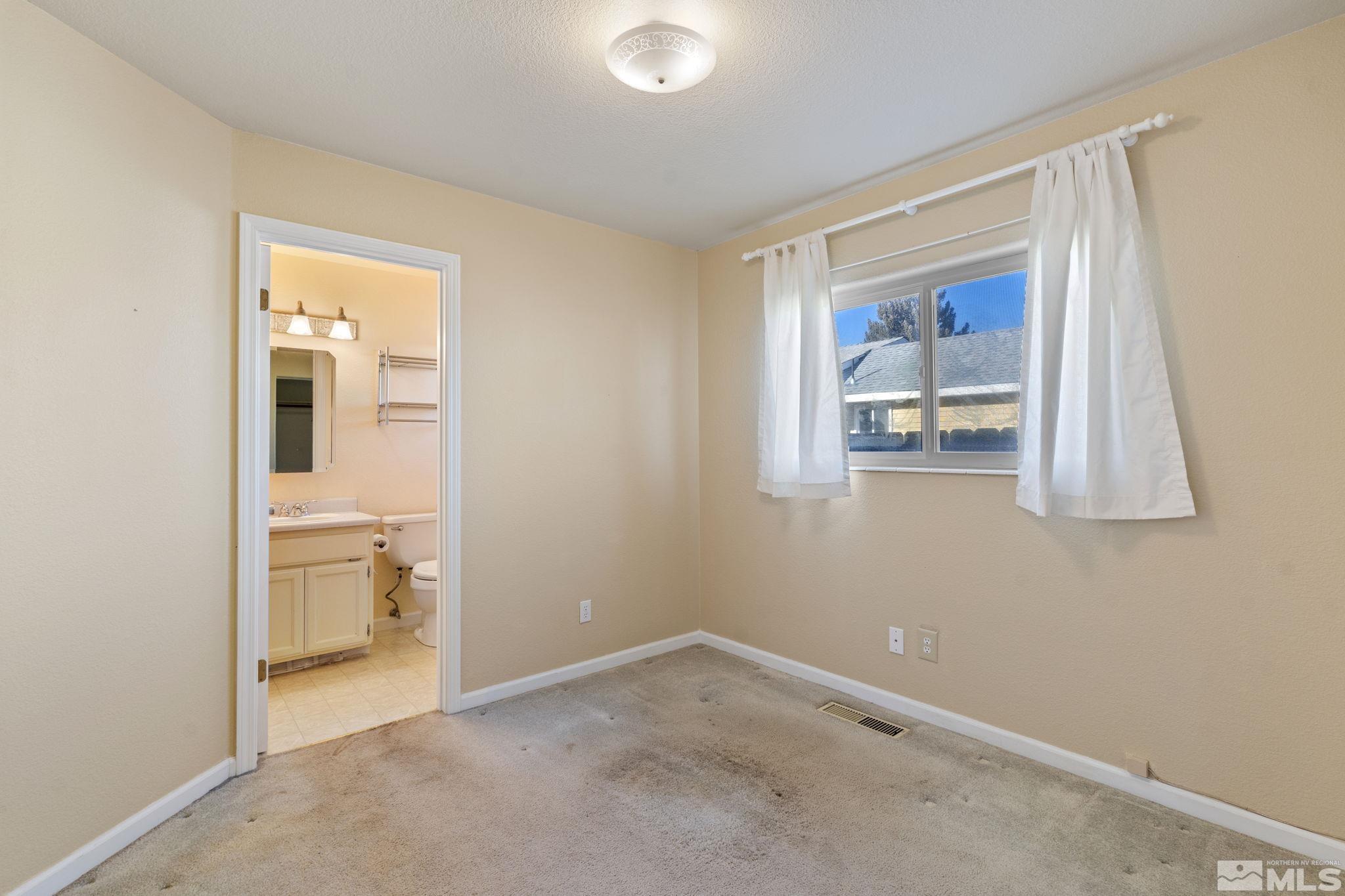 15 N California St Property Photo 22