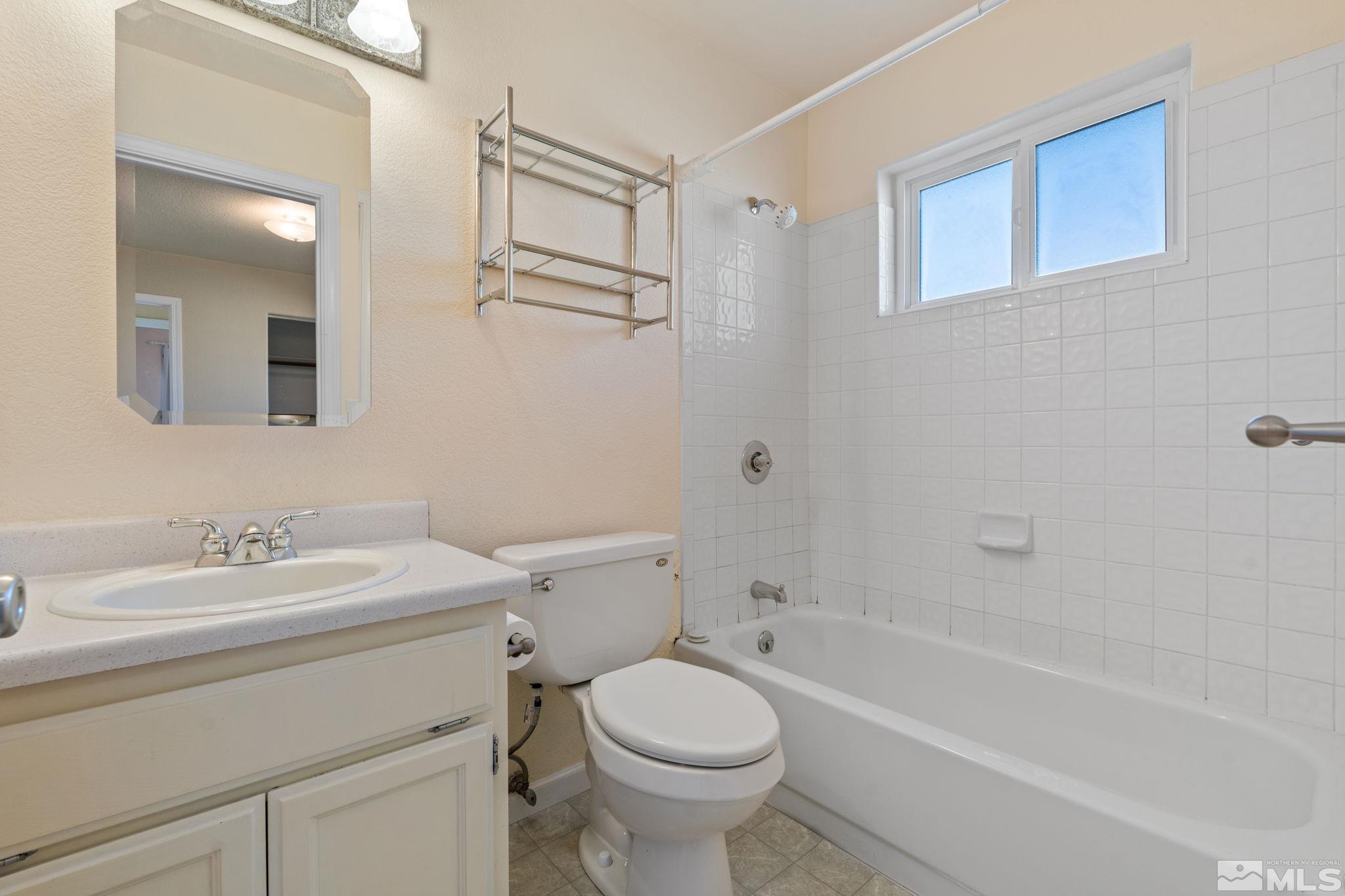 15 N California St Property Photo 23