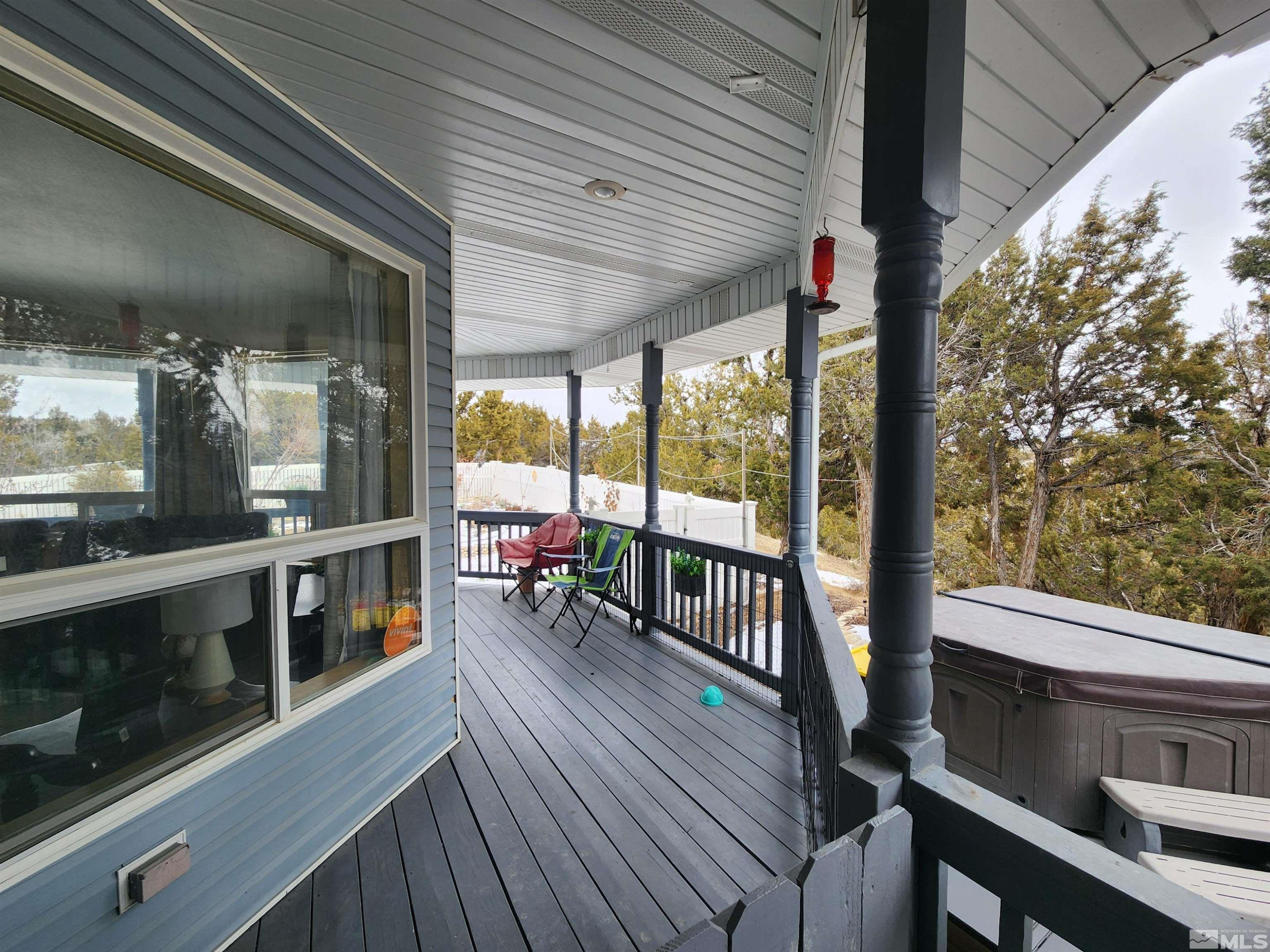 271 Greencrest Drive Property Photo 10