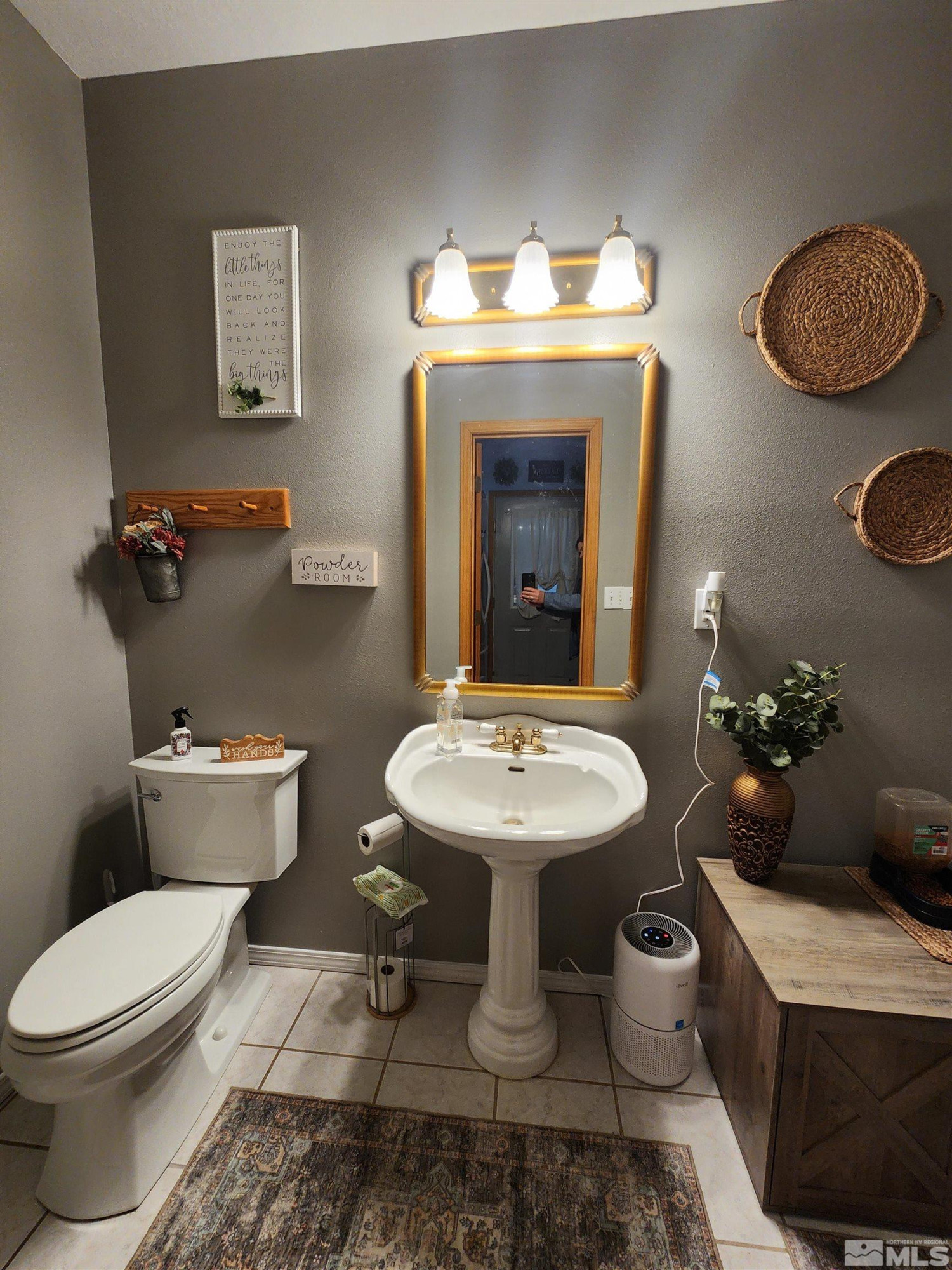271 Greencrest Drive Property Photo 39