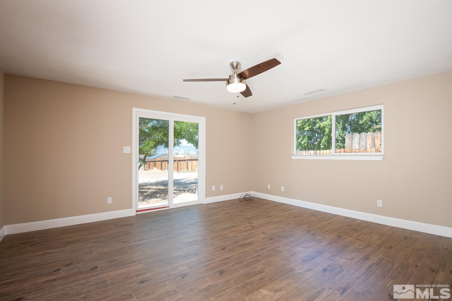 2812 Squires Street Property Photo 19