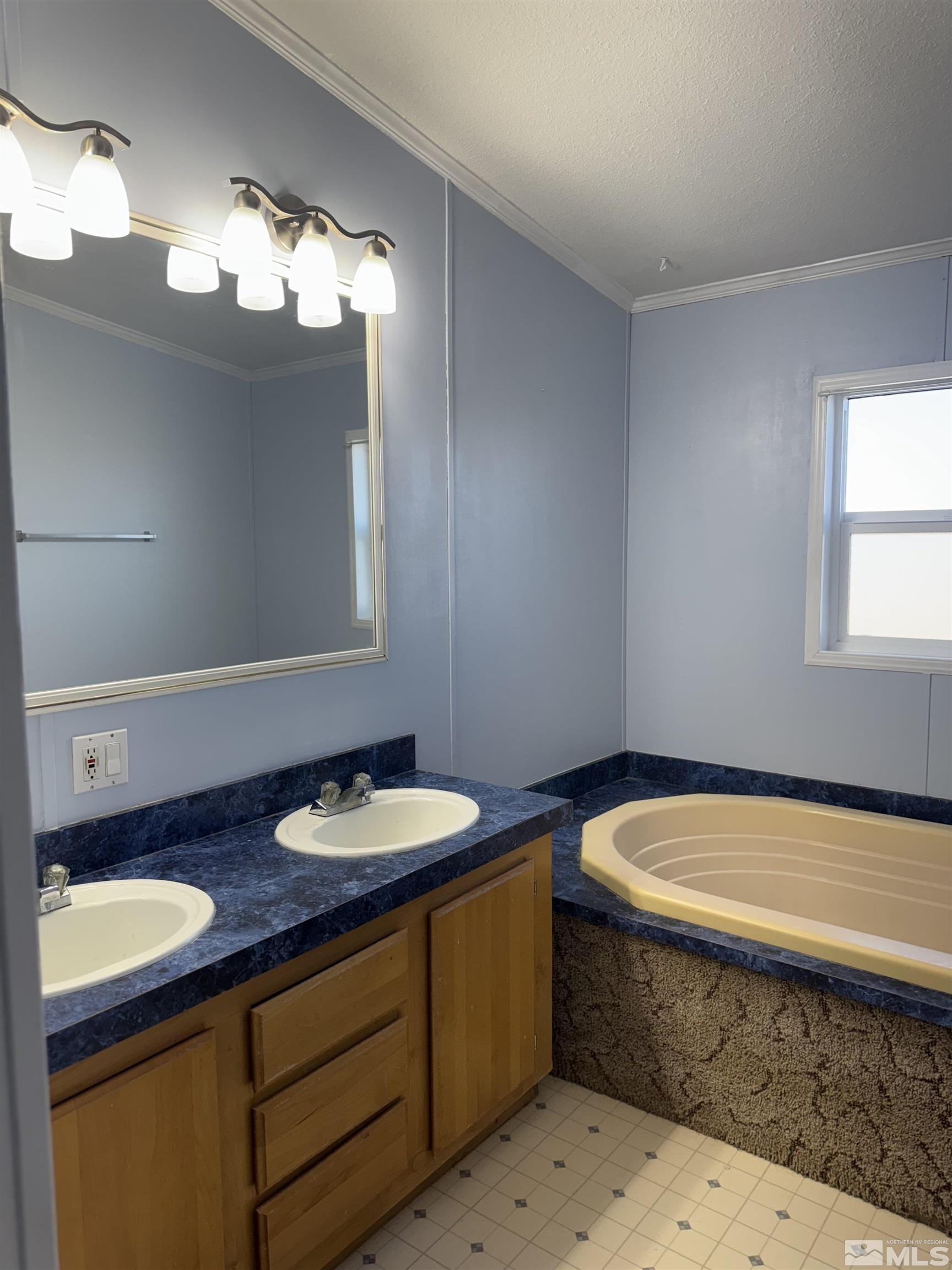 6025 Ardis Dr Property Photo 10