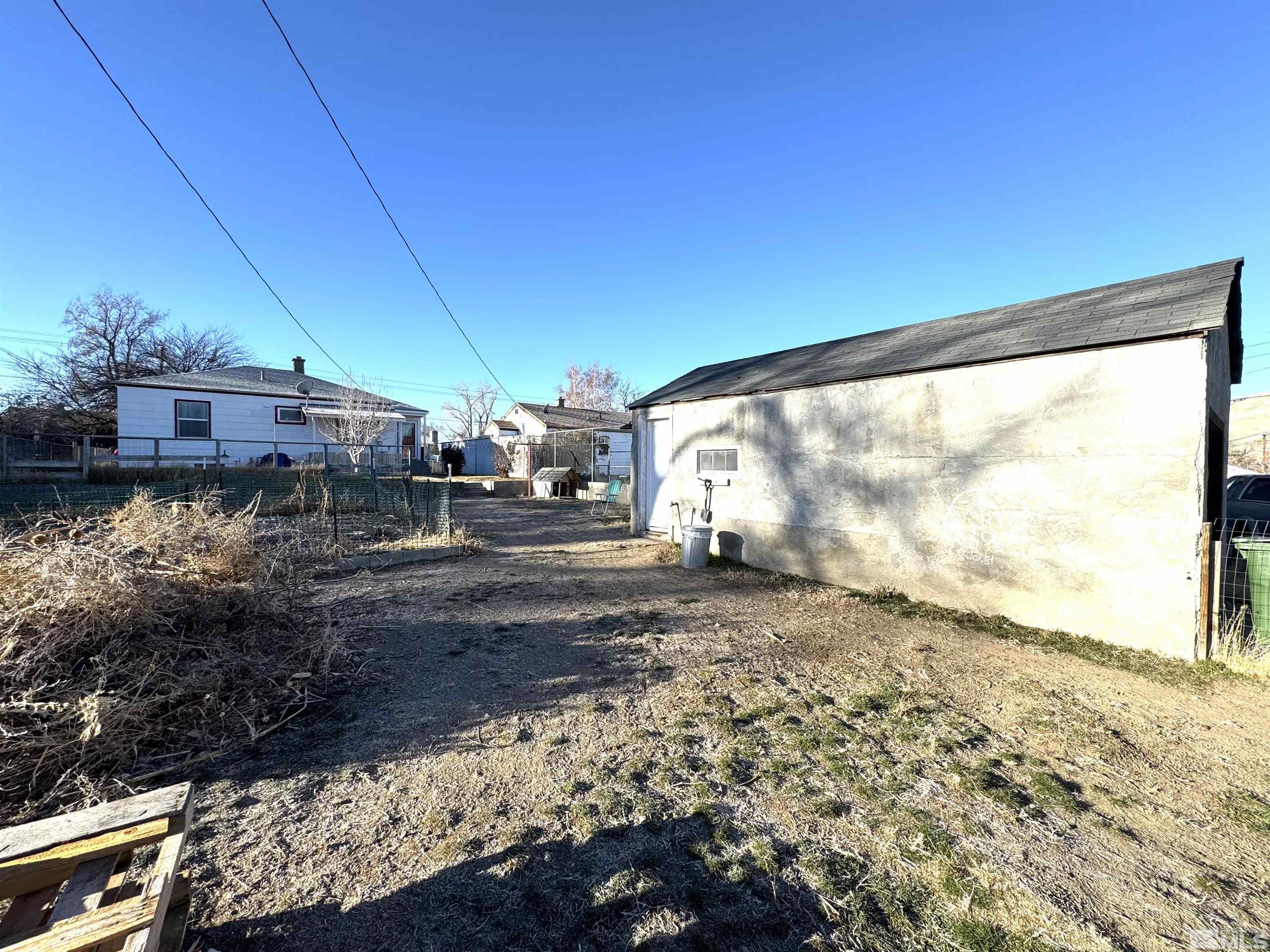 1345 S Bridge St Property Photo 15