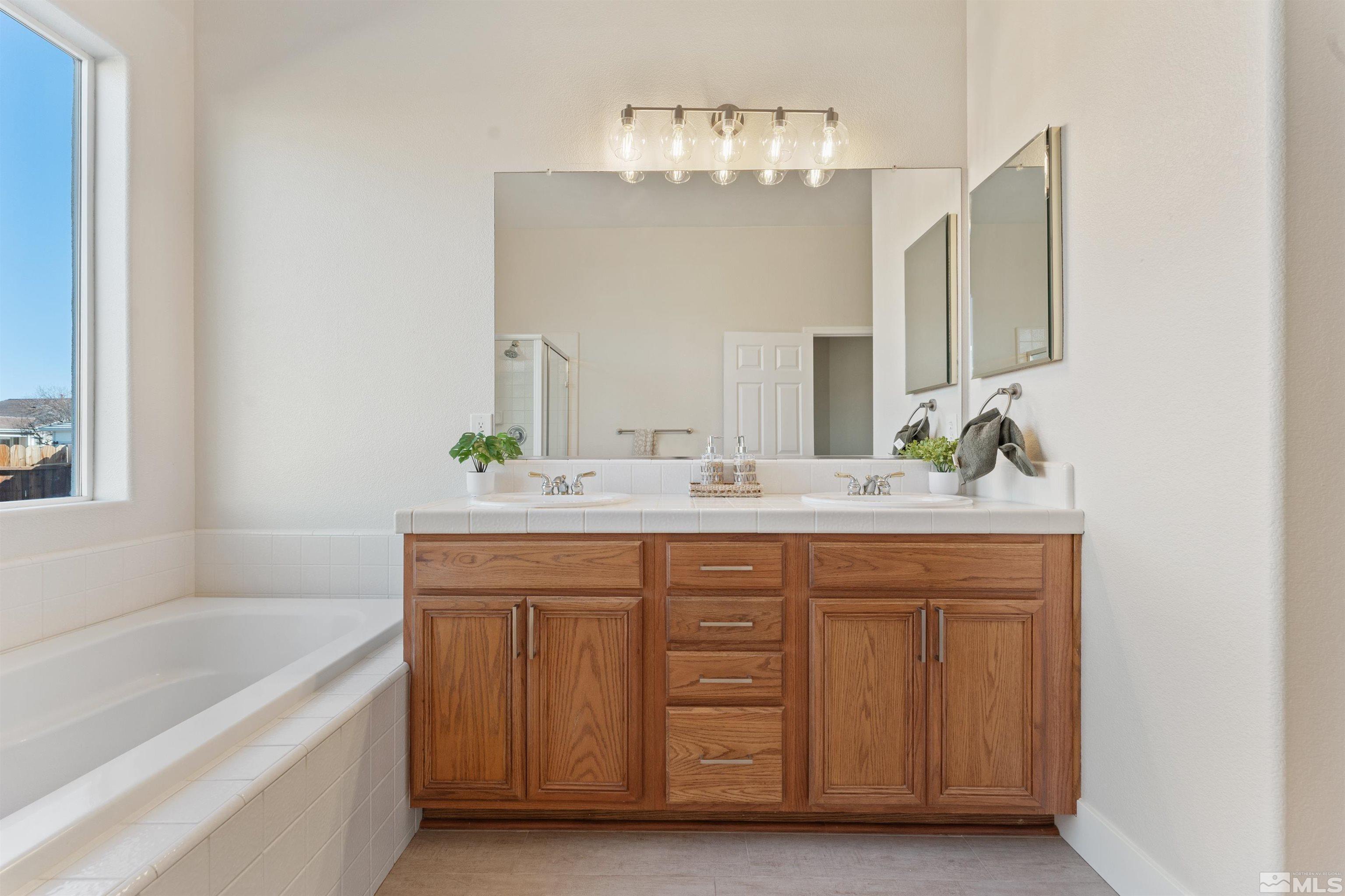1058 Chip Ct Property Photo 19