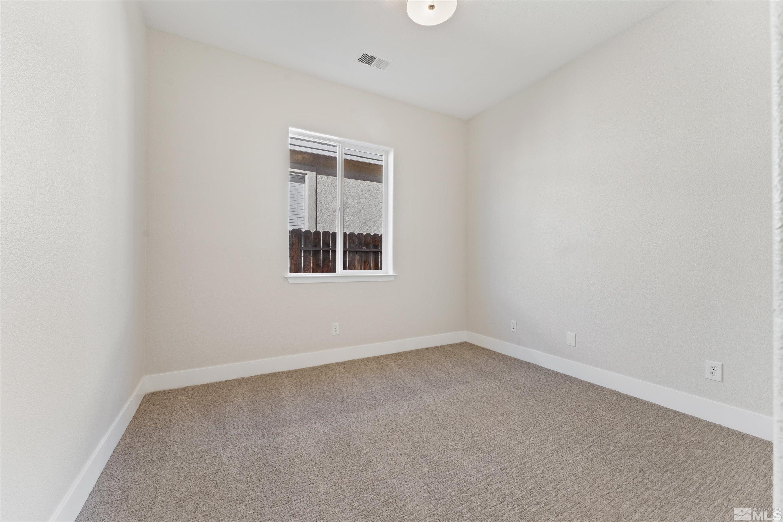 1058 Chip Ct Property Photo 27