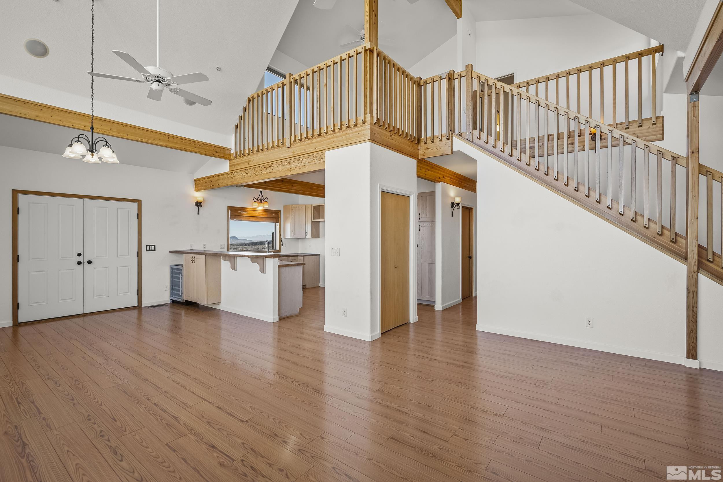 2330 Hillcrest Road Property Photo 5