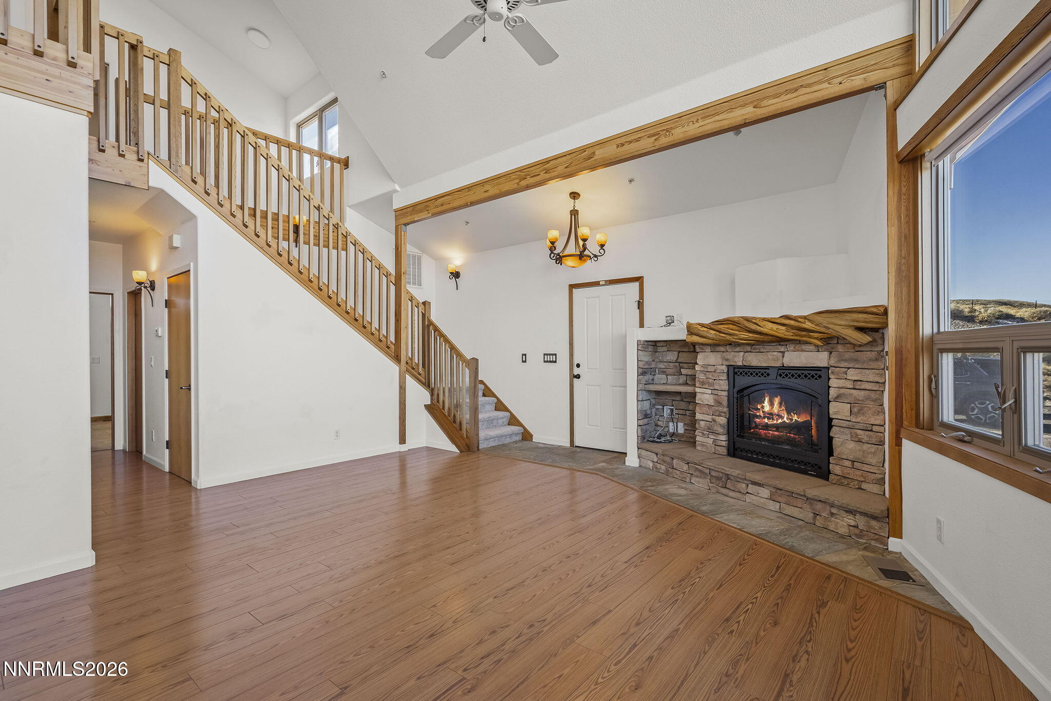 2330 Hillcrest Road Property Photo 11