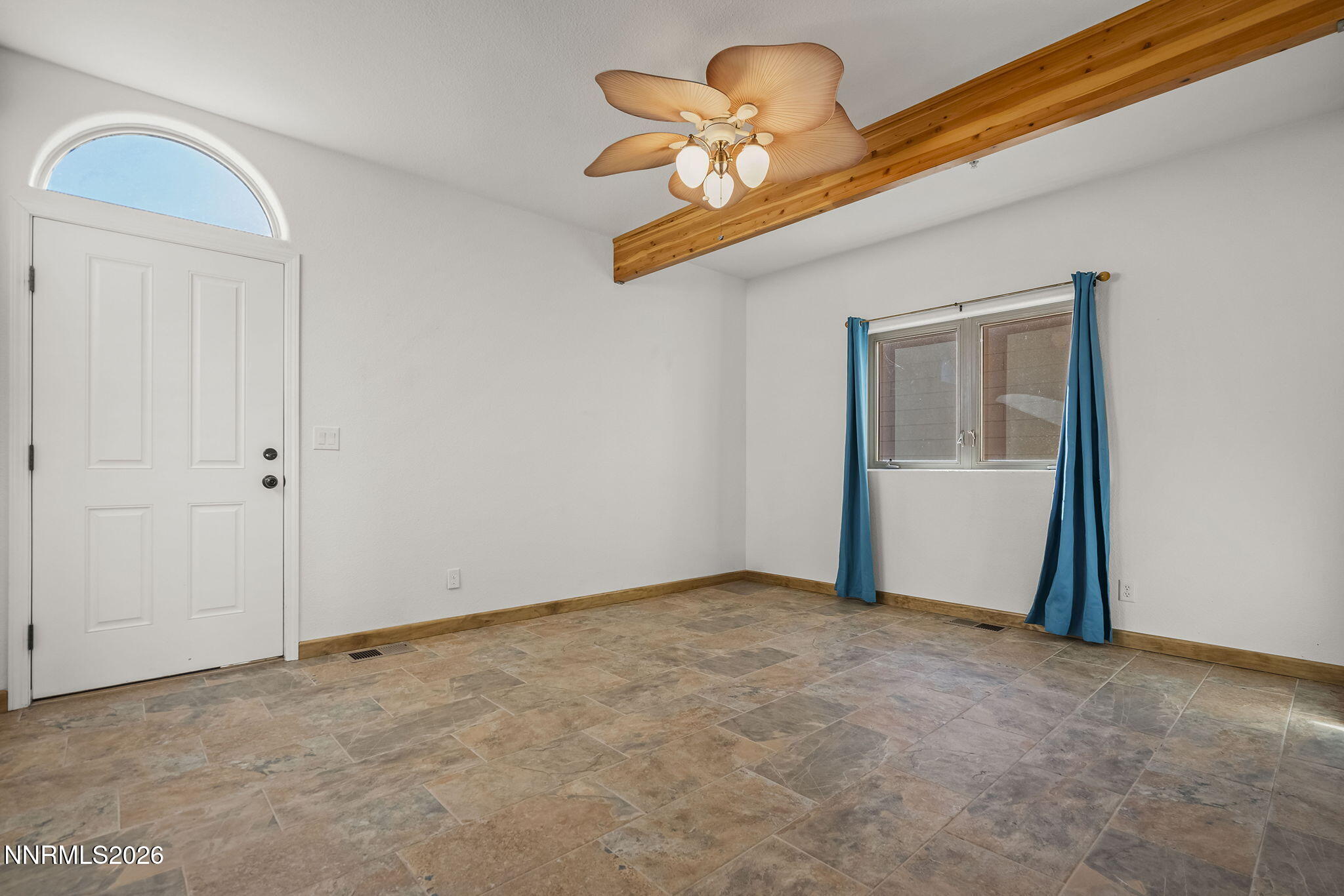 2330 Hillcrest Road Property Photo 21