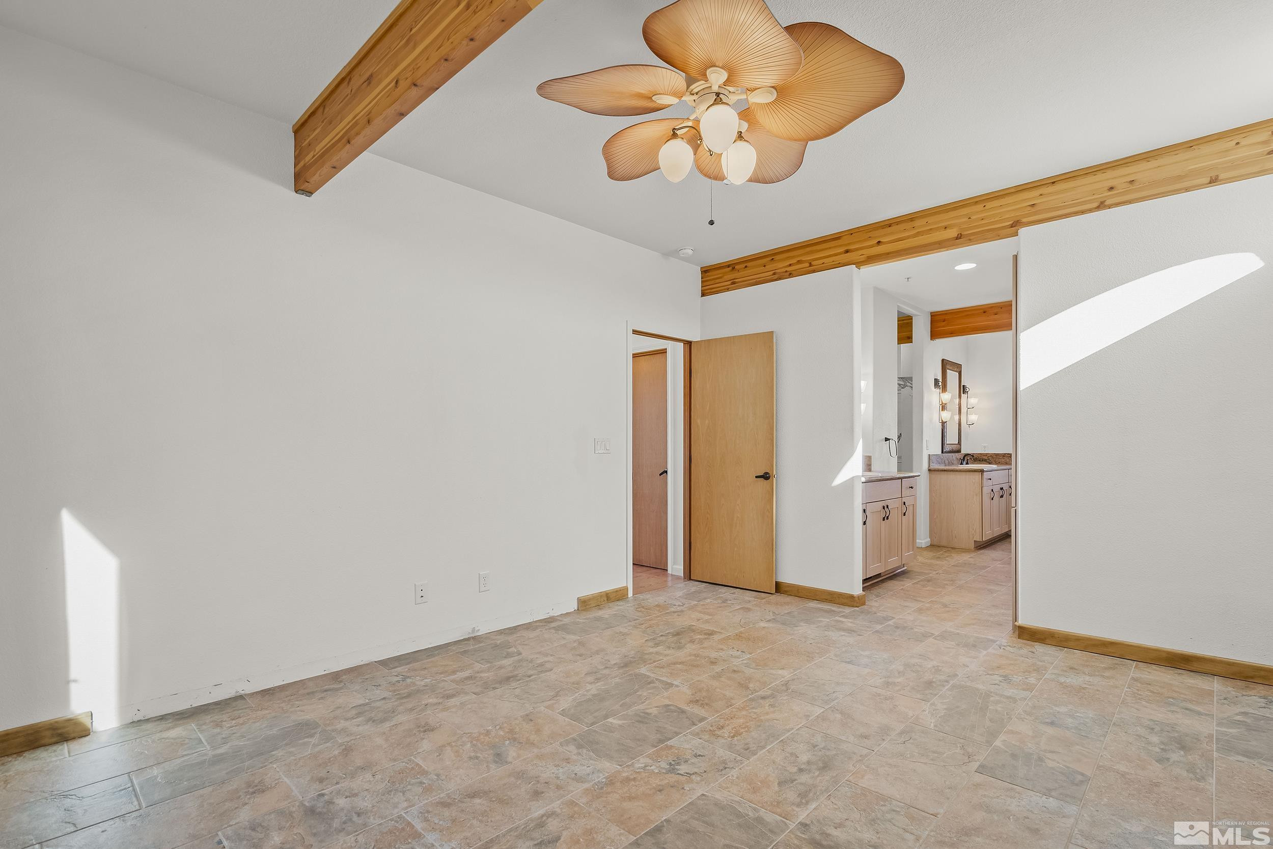 2330 Hillcrest Road Property Photo 25