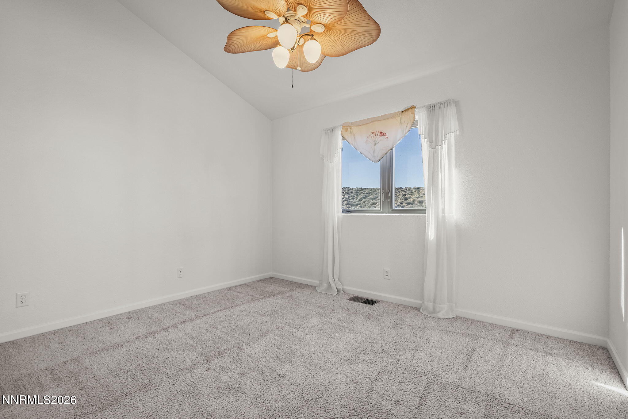 2330 Hillcrest Road Property Photo 26