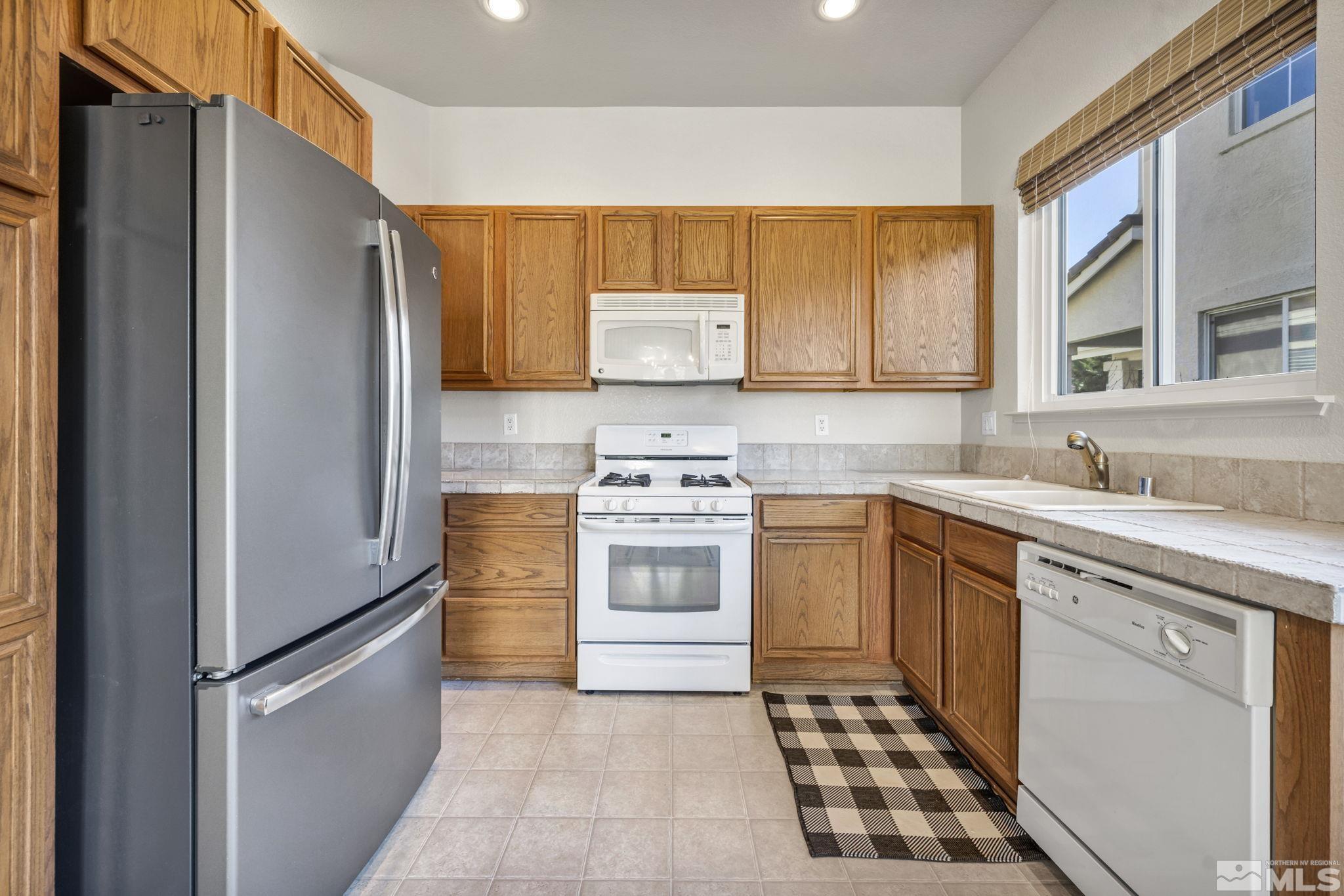 10055 Zephyr Heights Dr Property Photo 7